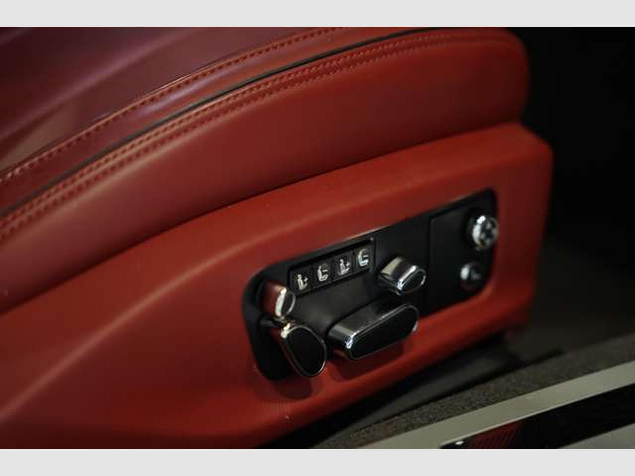 Bentley Continental GT V8 Coupé *LUFT *Massage * (2019) - Foto 25