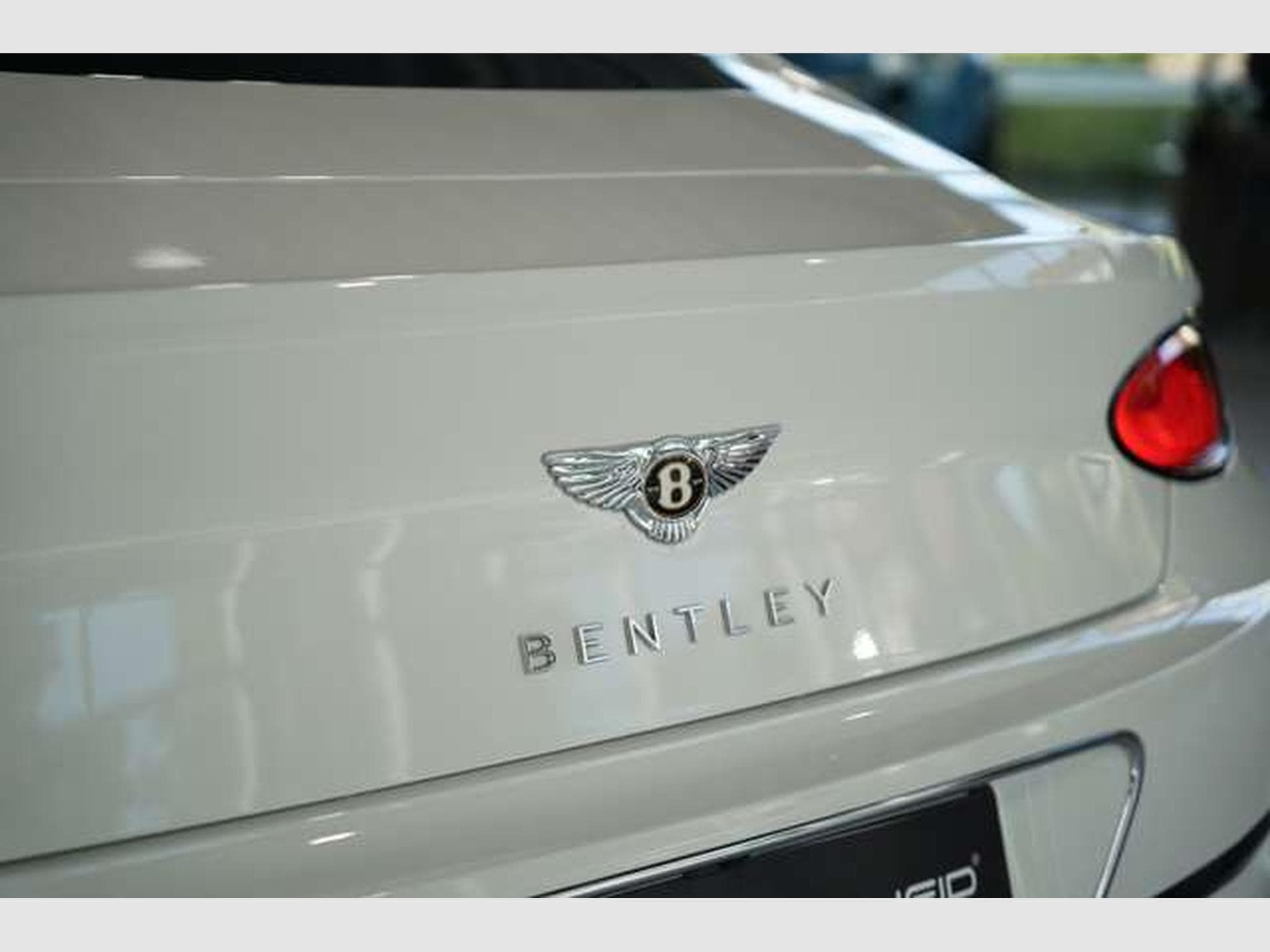 Bentley Continental GT V8 Coupé *LUFT *Massage * (2019) - Photo 17