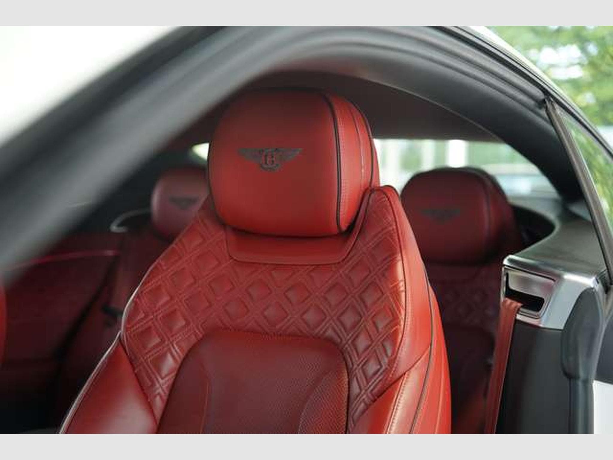 Bentley Continental GT V8 Coupé *LUFT *Massage * (2019) - Photo 31