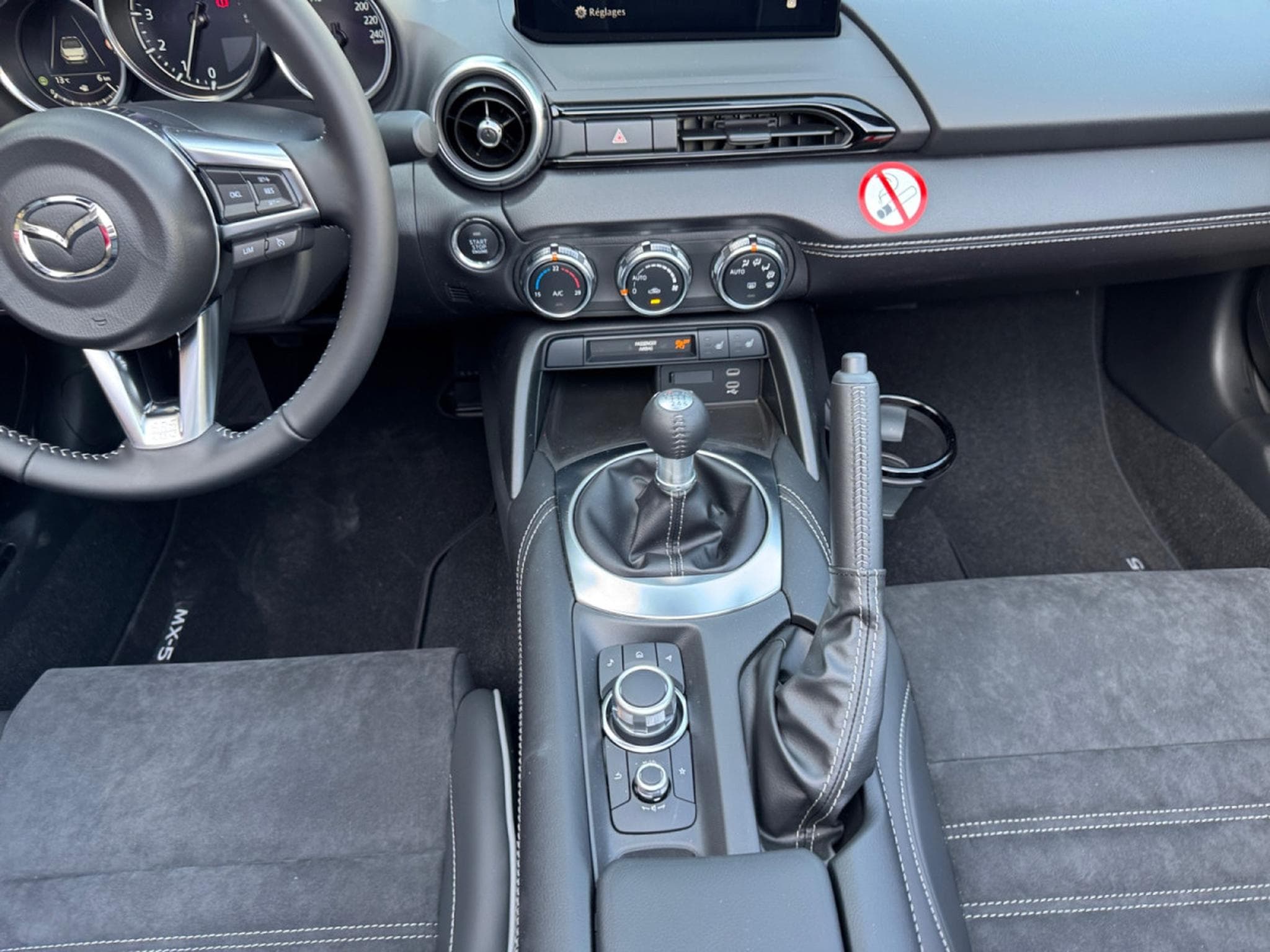 Mazda MX-5 MX-5 Soft Top 1.5L SKYACTIV-G 132 hp 6MT Homura (2026) - Foto 10