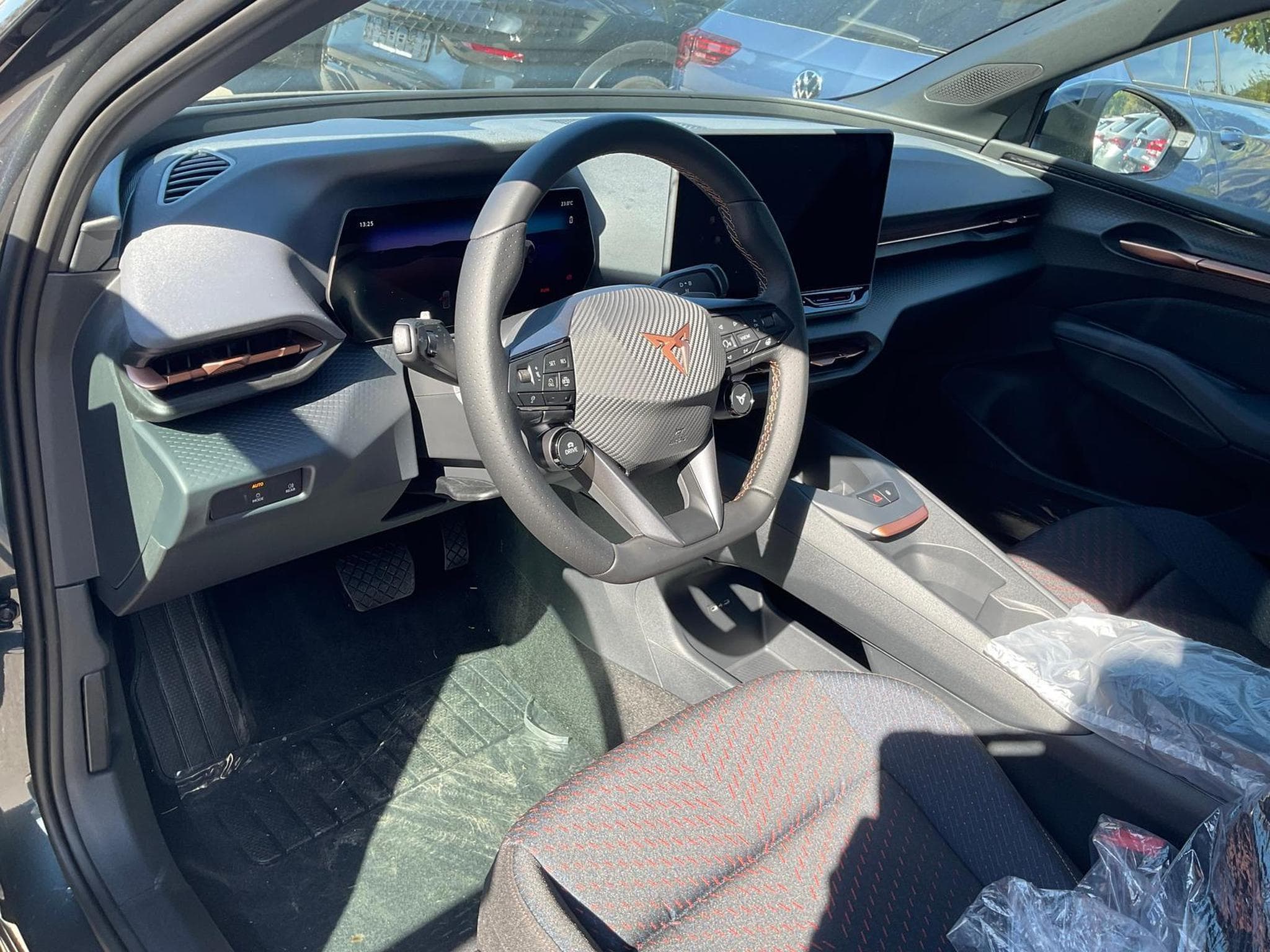 Cupra Raval 155 kW Endurance (2026) - Photo 1