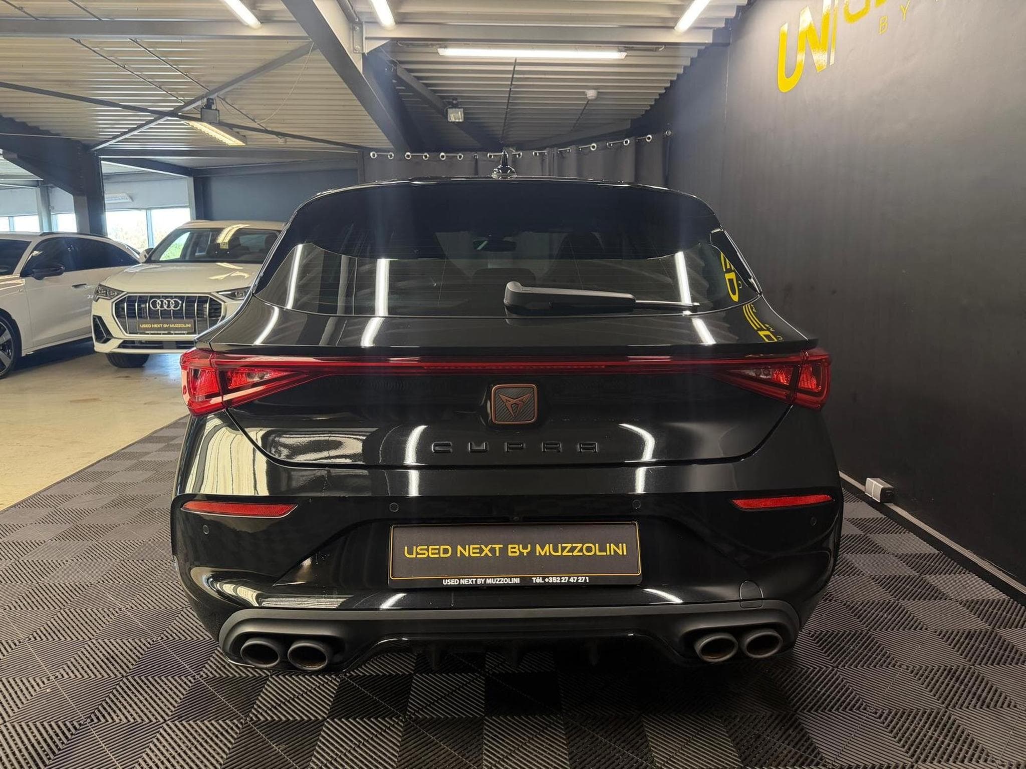 Cupra Leon 2.0 DSG7 300cv (2024) - Foto 4