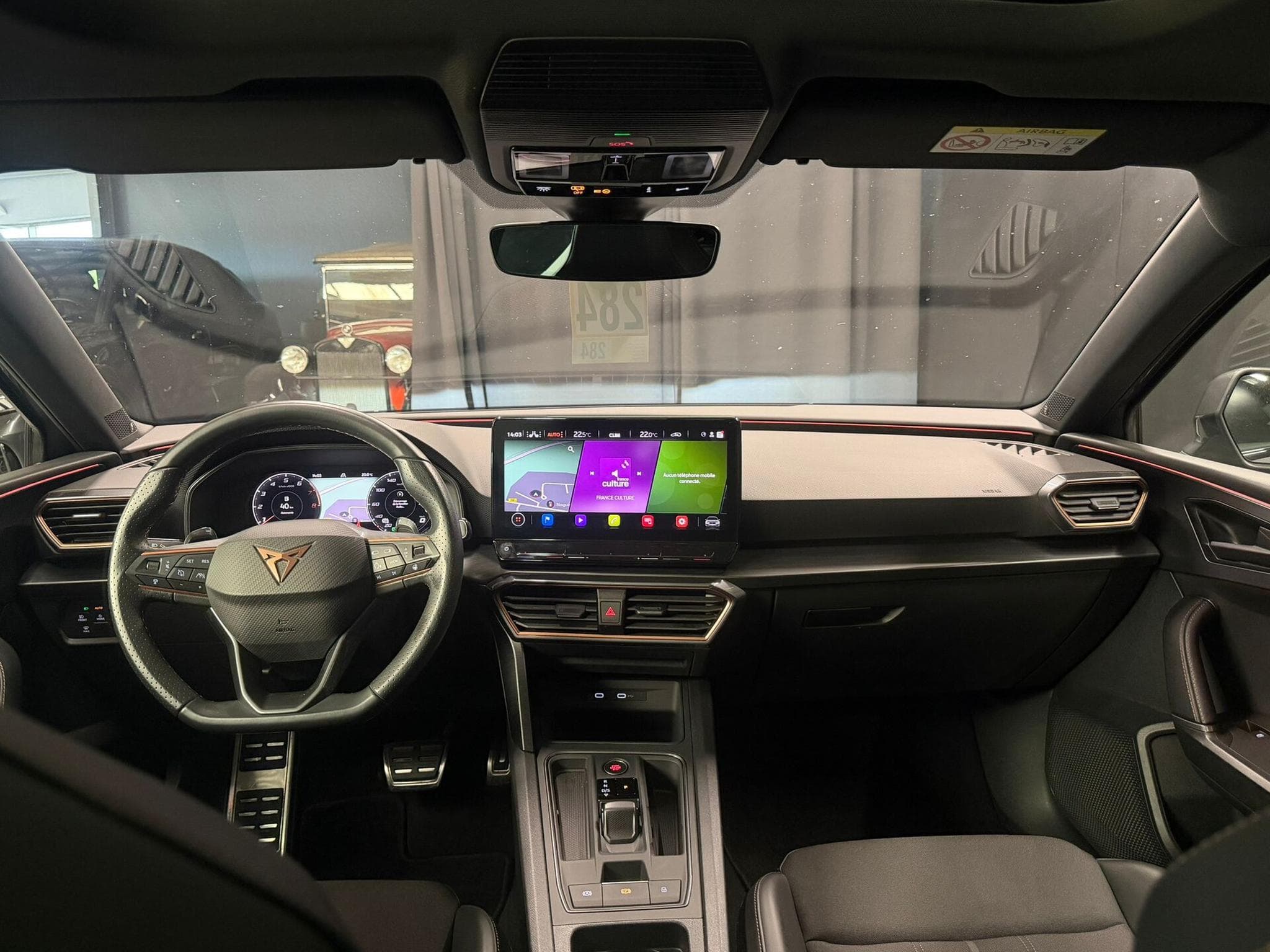 Cupra Leon VZ 2.0 TSI 301cv  CAMERA / TOIT PANORAMIQUE (2024) - Foto 2