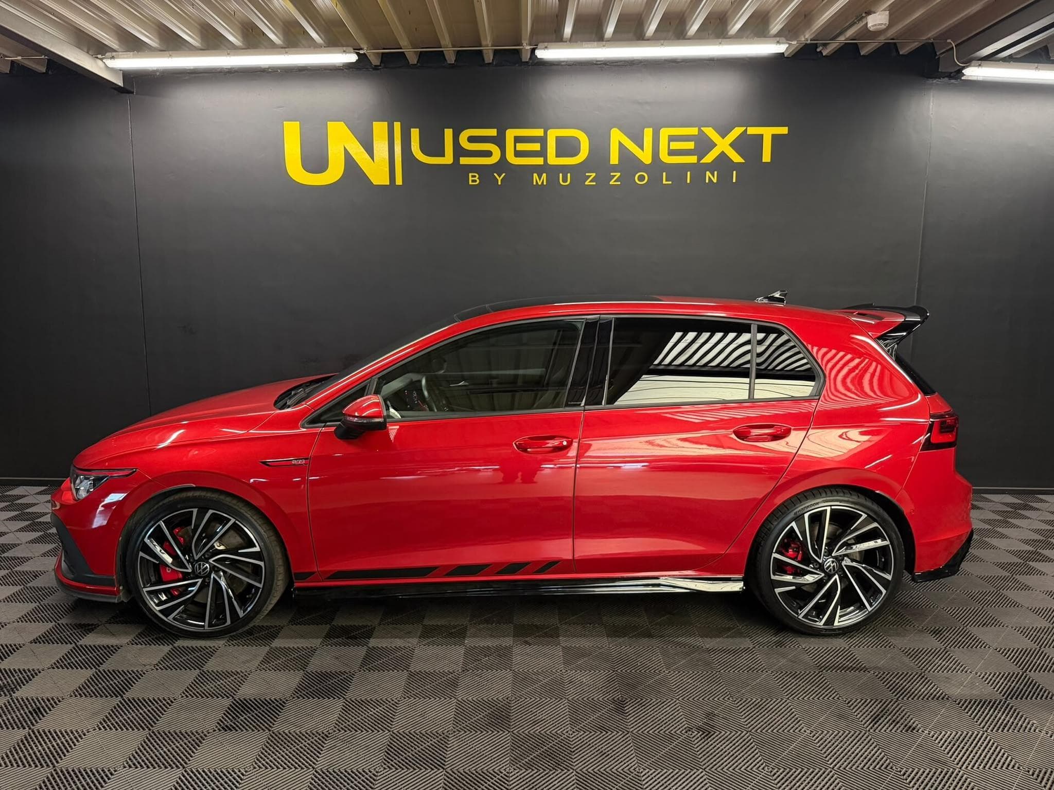 VW Golf GTI Clubsport 2.0 TSI 300cv (2022) - Foto 5