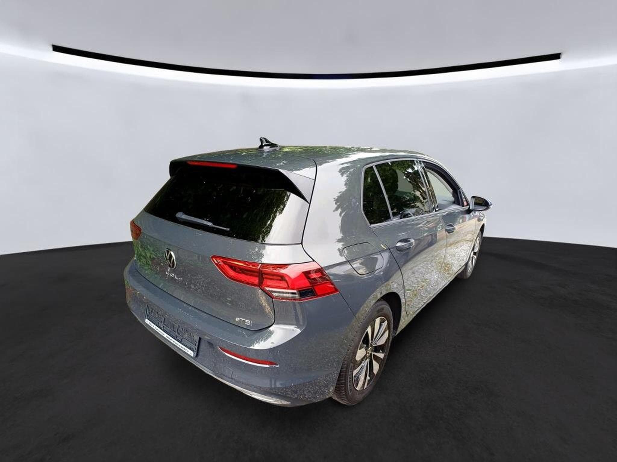 VW Golf Life MOVE 1.0 eTSI DSG7 (2024) - Foto 3