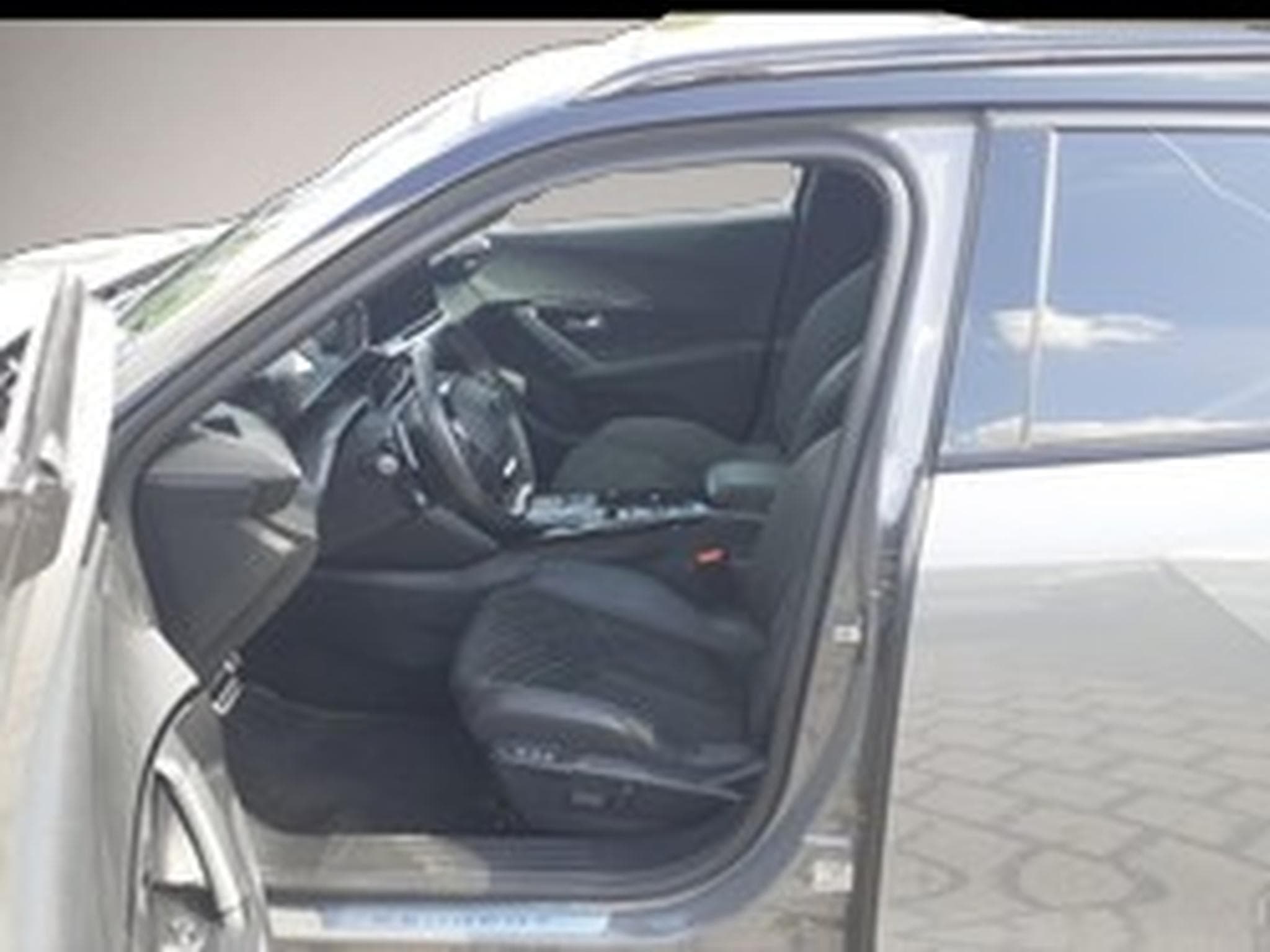 Peugeot 2008 (2024) - Foto 7