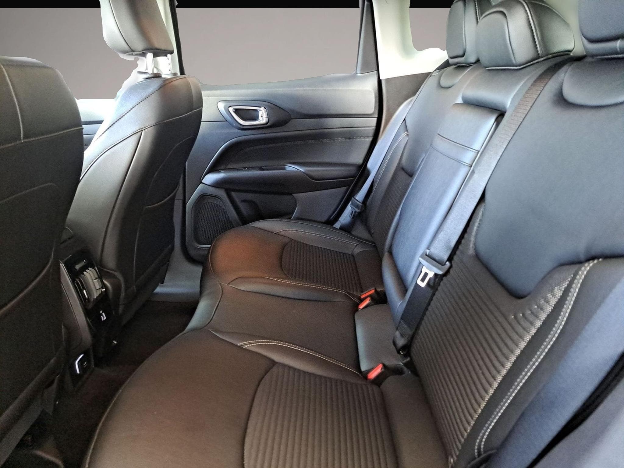 Jeep Compass (2022) - Photo 6