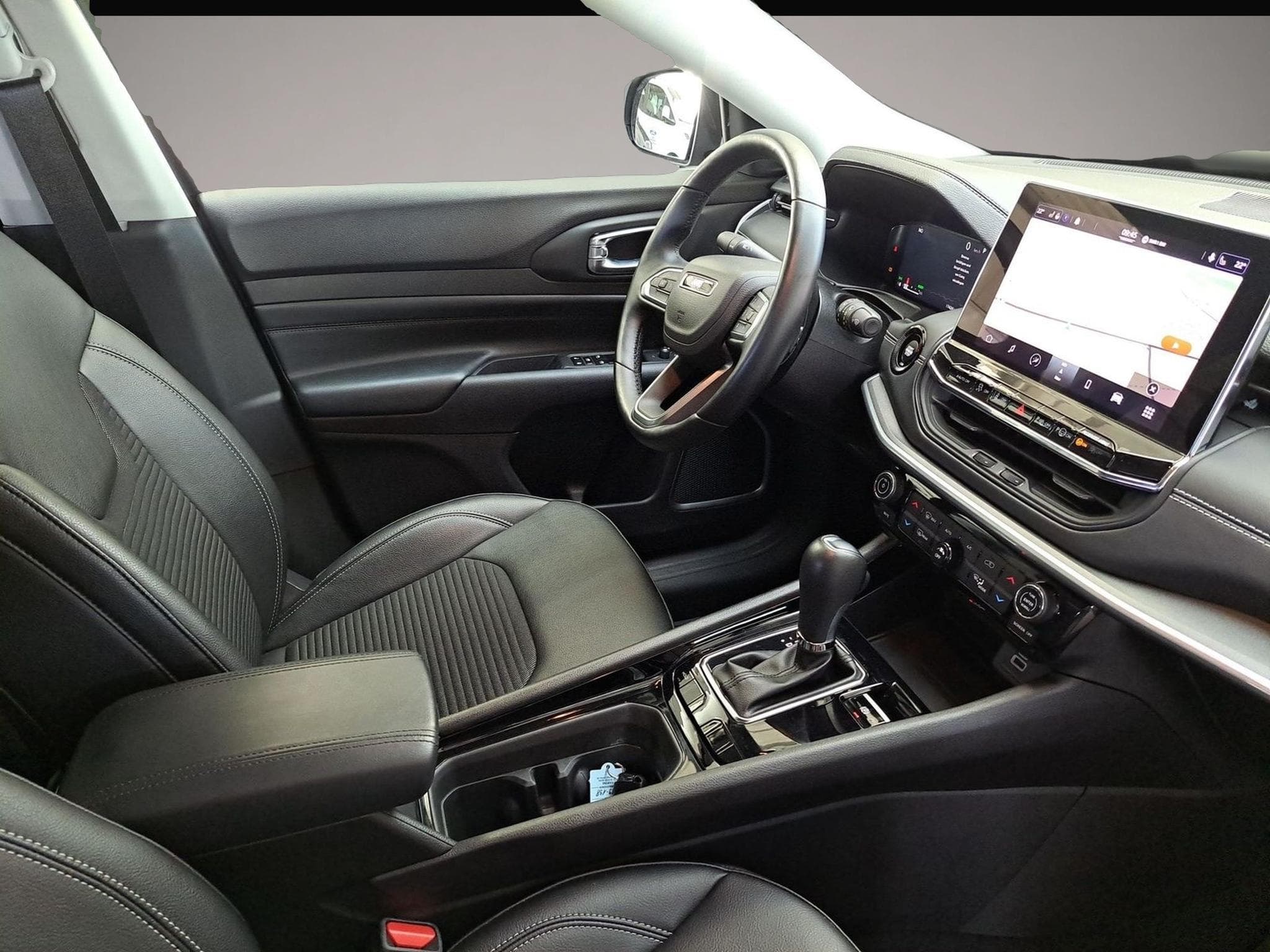 Jeep Compass (2022) - Photo 7