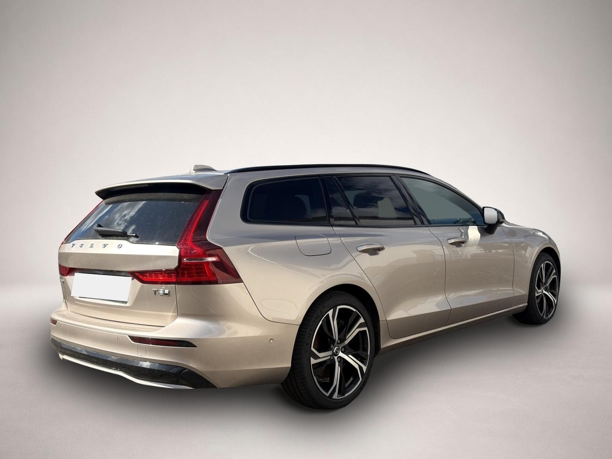 Volvo V60 (2024) - Photo 5
