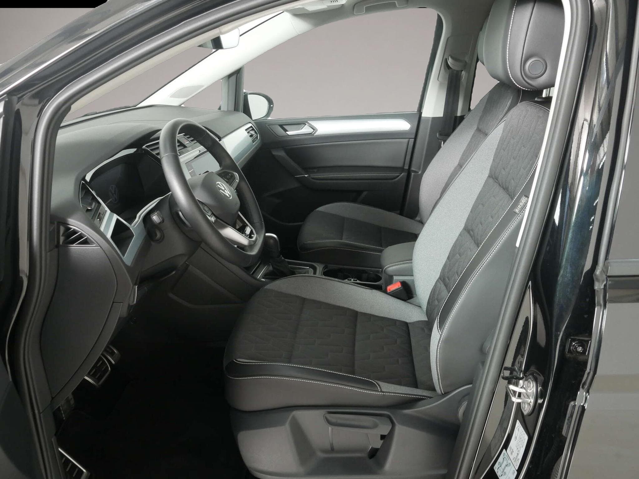 VW Touran (2026) - Photo 5