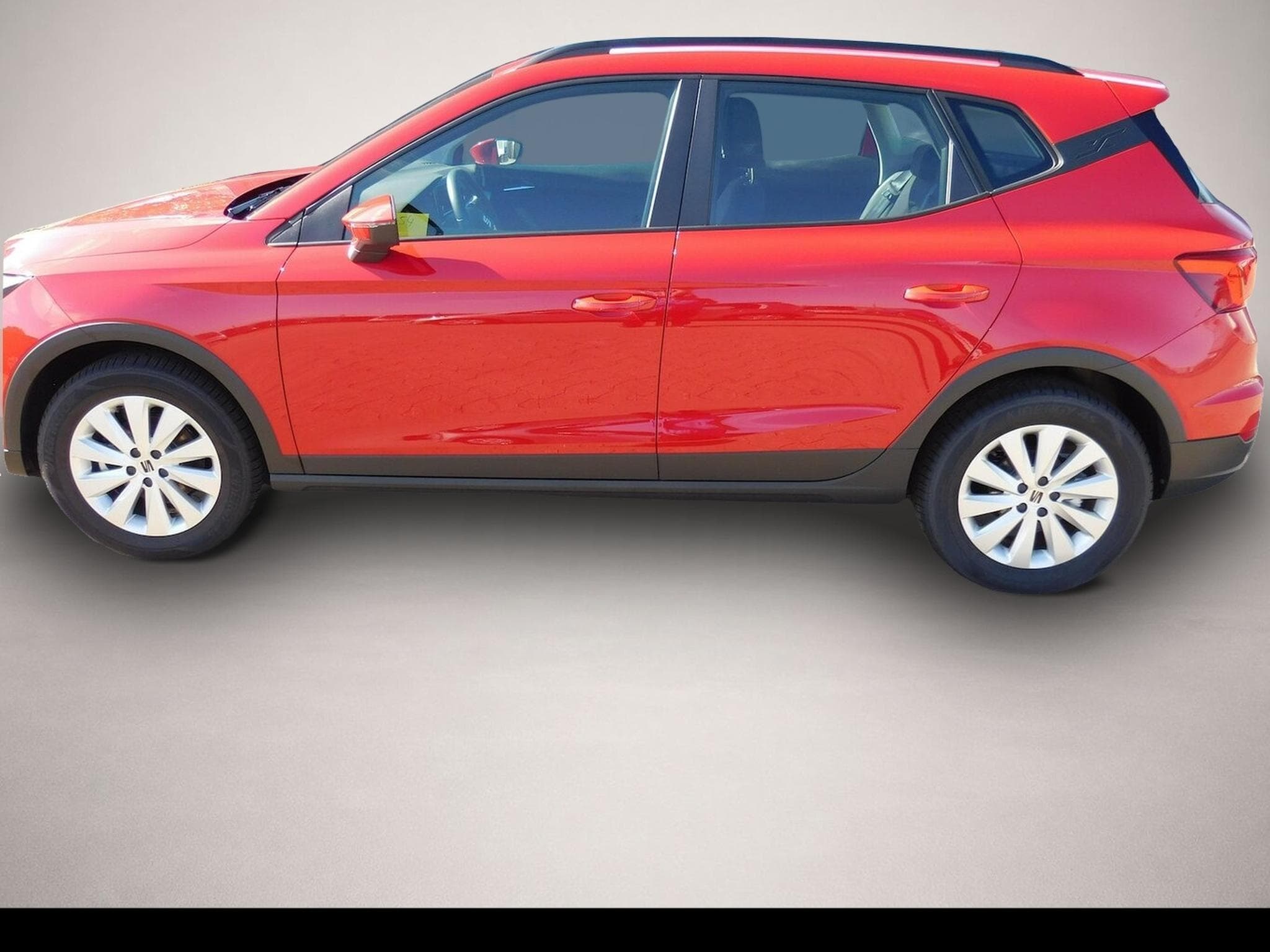 Seat Arona (2024) - Photo 1