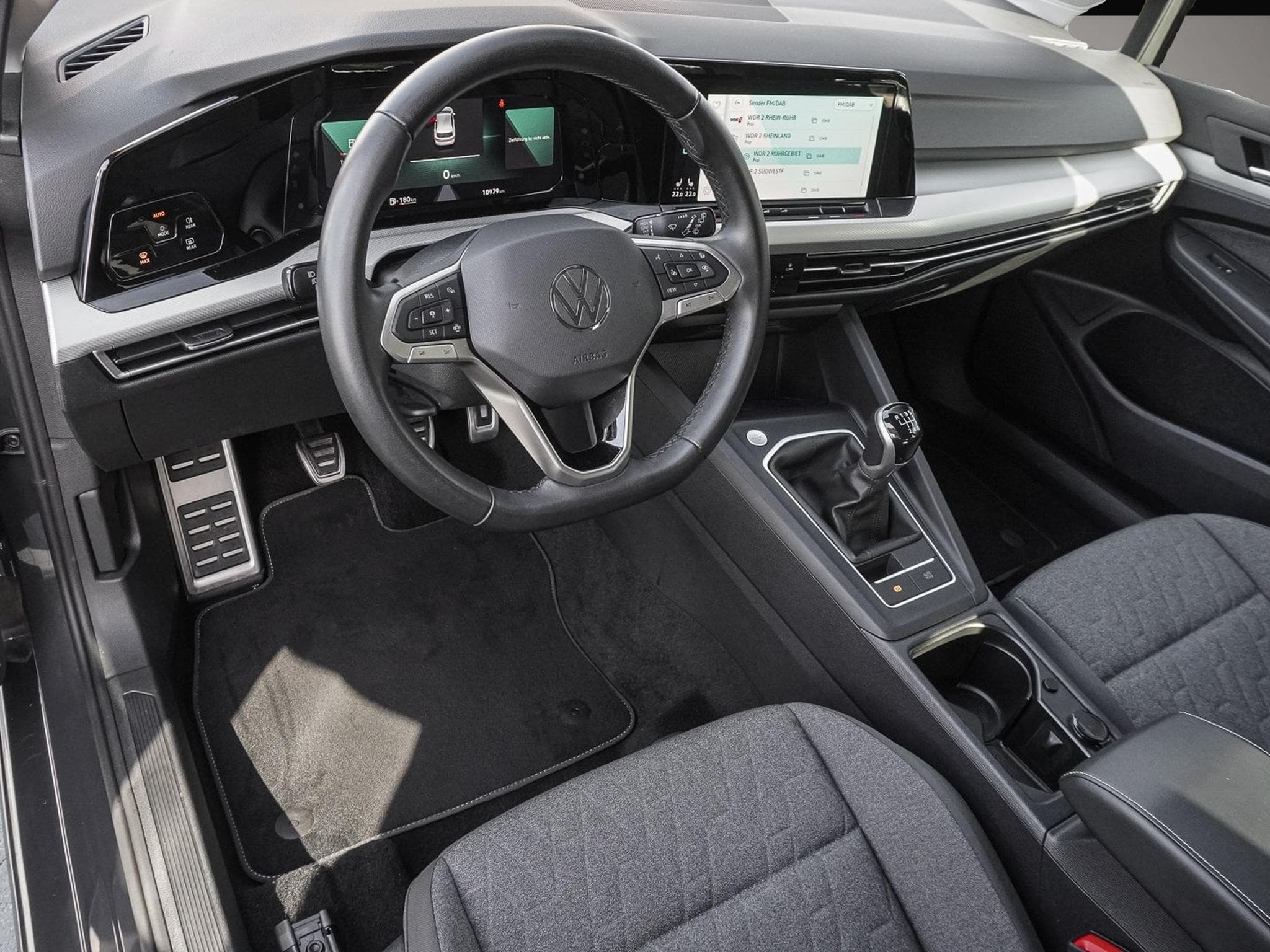 VW Golf (2024) - Foto 7