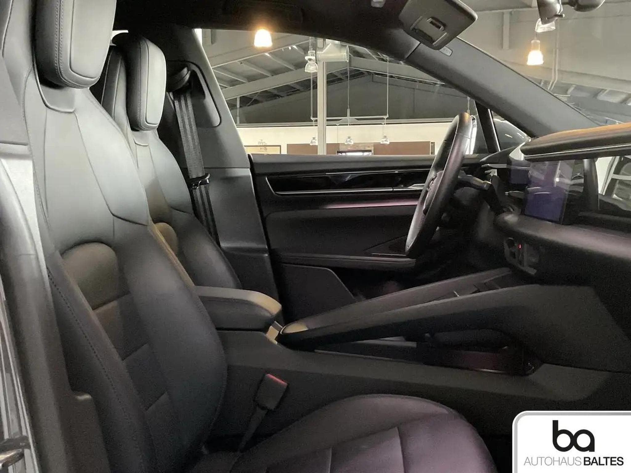 Porsche Macan (2026) - Photo 7