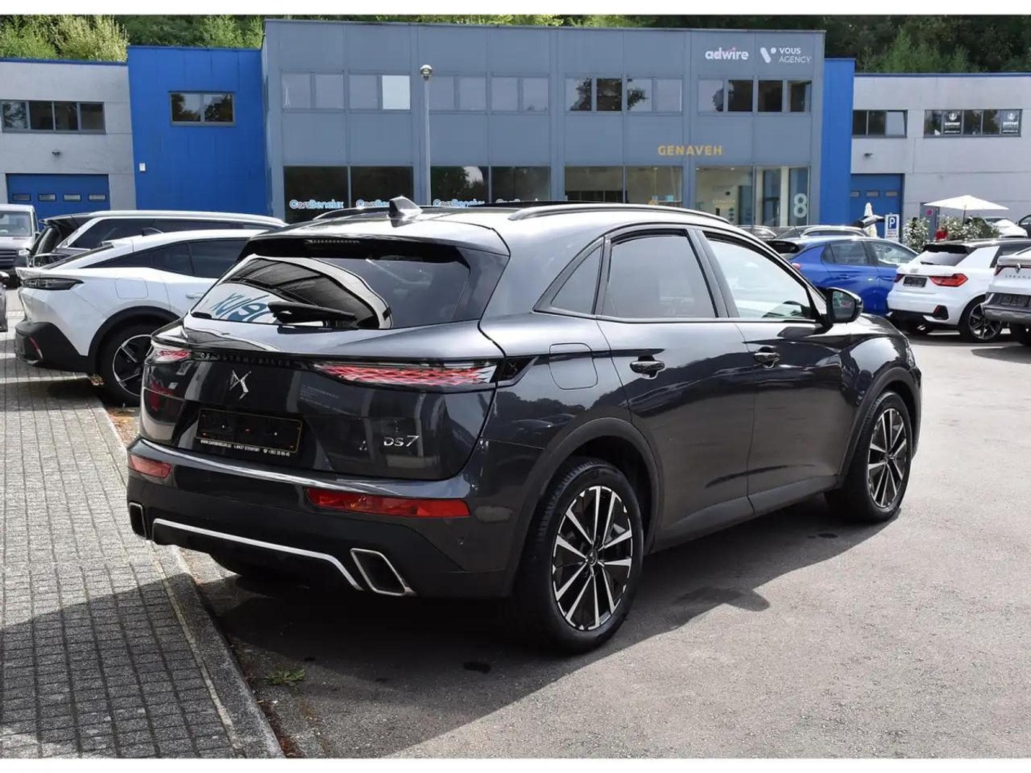 DS Automobiles DS7 (2024) - Photo 4