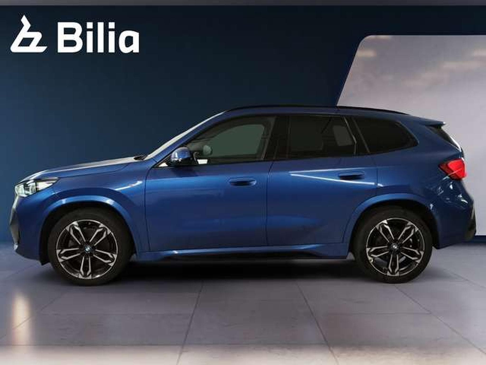 BMW X1 xDrive23d DAB LED (2022) - Photo 12