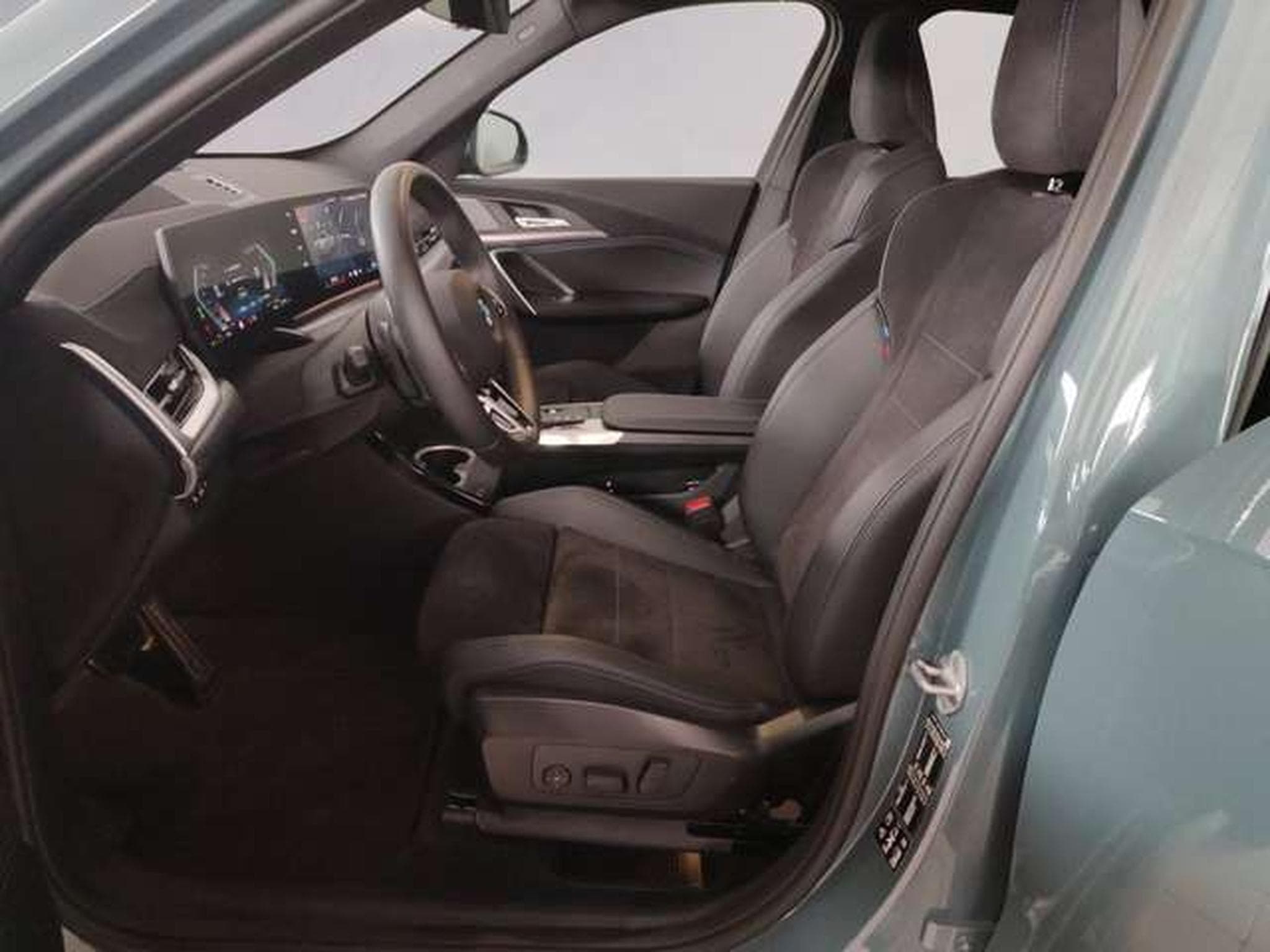 BMW X1 xDrive23d Head-Up HK HiFi DAB (2025) - Photo 7