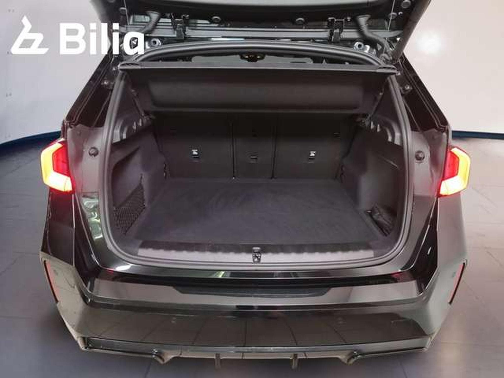 BMW X1 xDrive23d Head-Up HK HiFi DAB (2025) - Photo 9