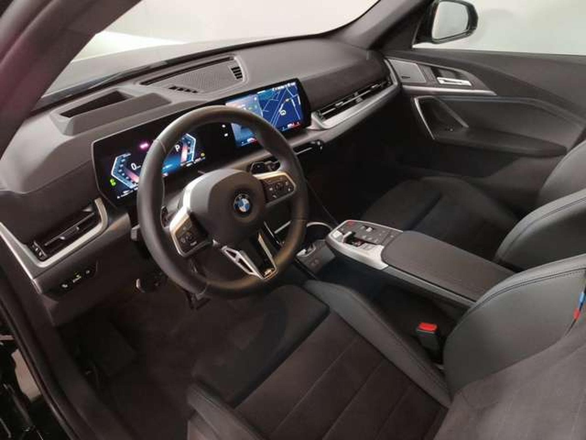 BMW X1 xDrive23d Head-Up HK HiFi DAB (2025) - Photo 13