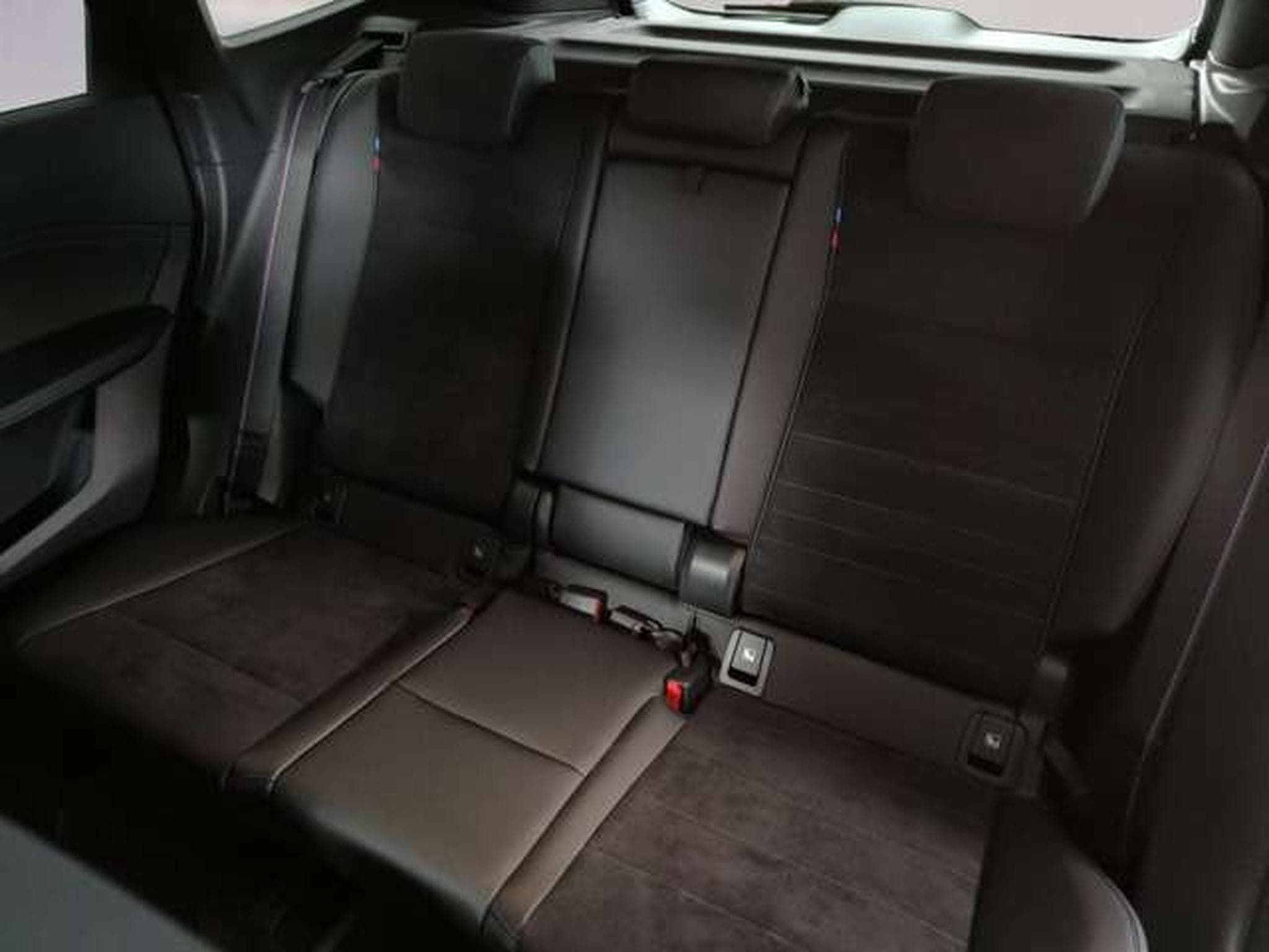 BMW X1 xDrive23d Head-Up HK HiFi DAB (2025) - Photo 8