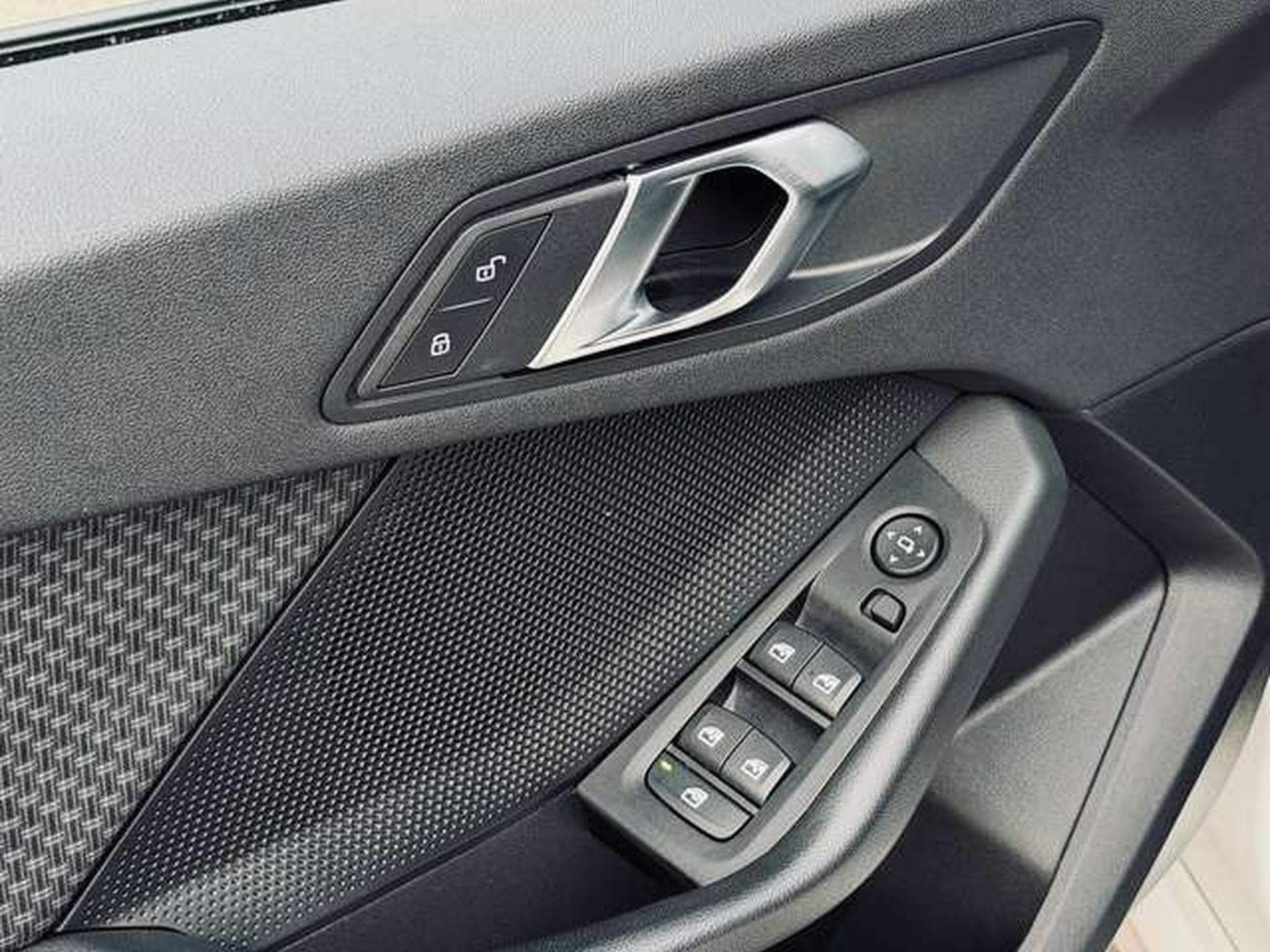 BMW 118 118i Automatique // Révisée Et Garantie 12 Mois✅✅✅ (2021) - Photo 12