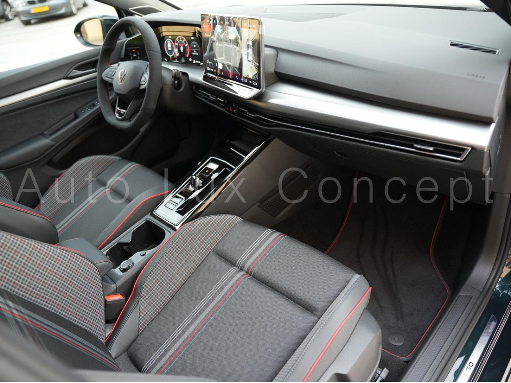 VW Golf GTI Edition 50 Pack Performance (2026) - Photo 6