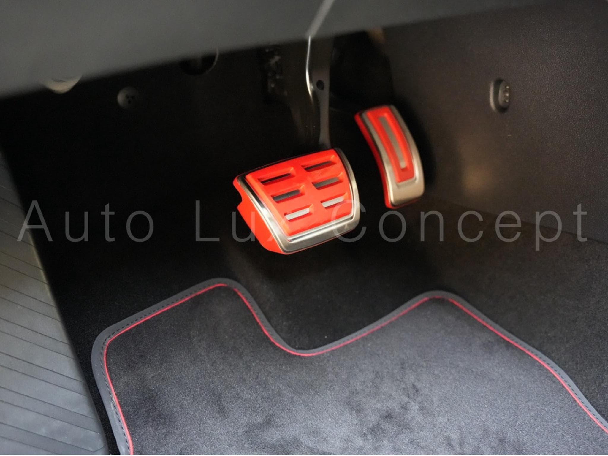VW Golf GTI Edition 50 Pack Performance (2026) - Photo 16
