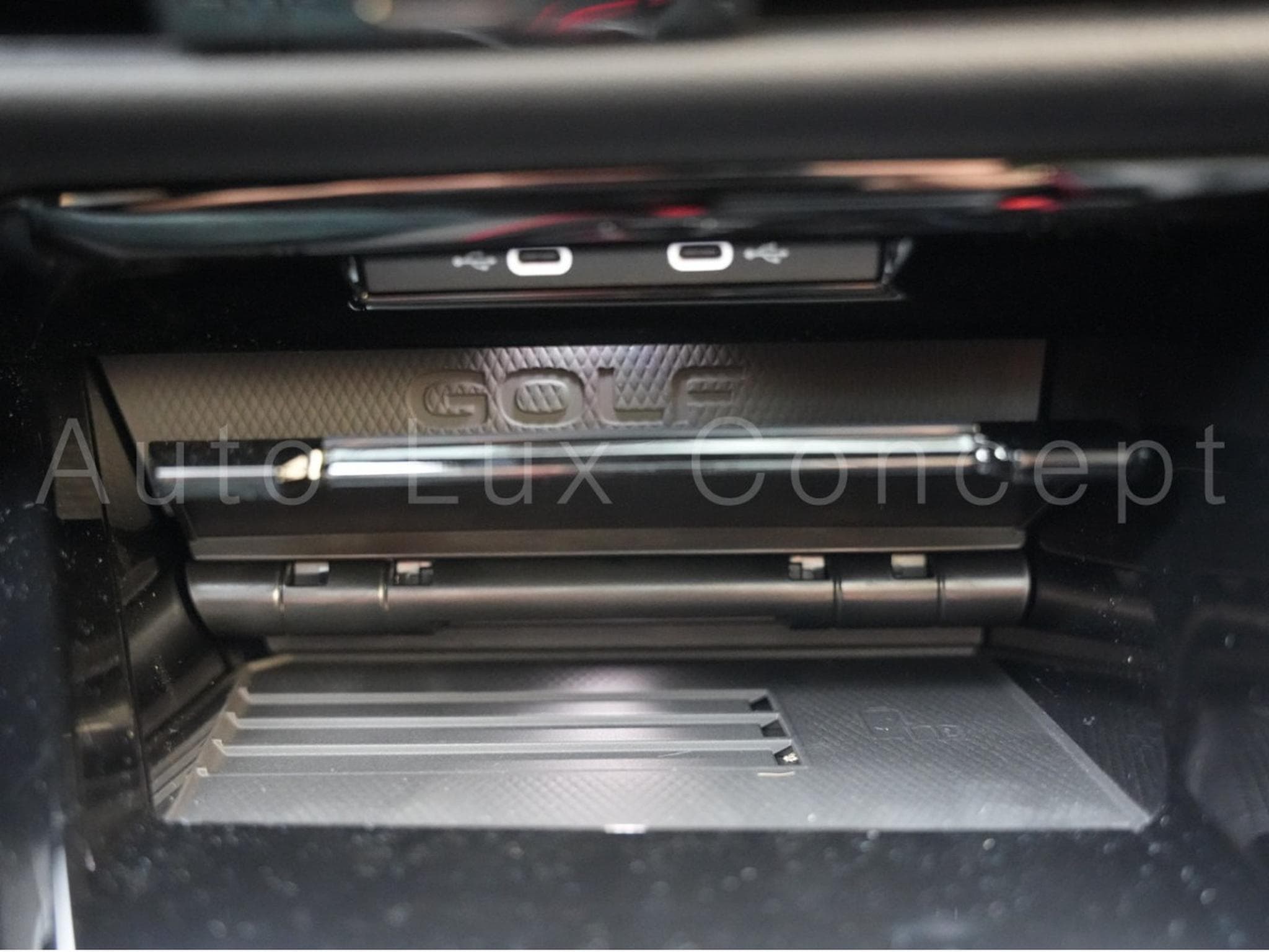 VW Golf GTI Edition 50 Pack Performance (2026) - Photo 24