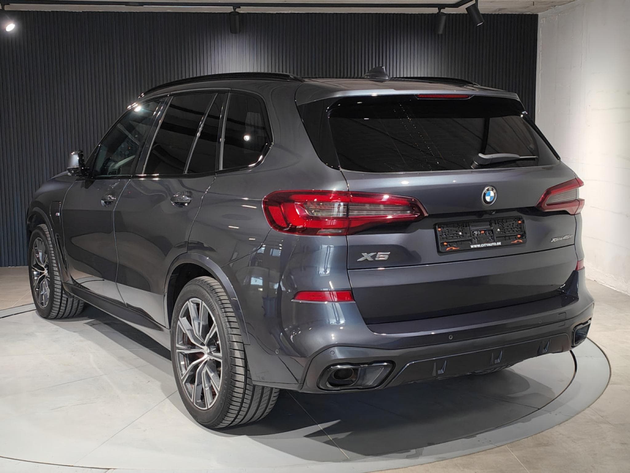 BMW X5 X5 XDRIVE45E PACK M TOIT OUVRANT CAMERA 360 SUSPENSIONS PNEU (2021) - Photo 4