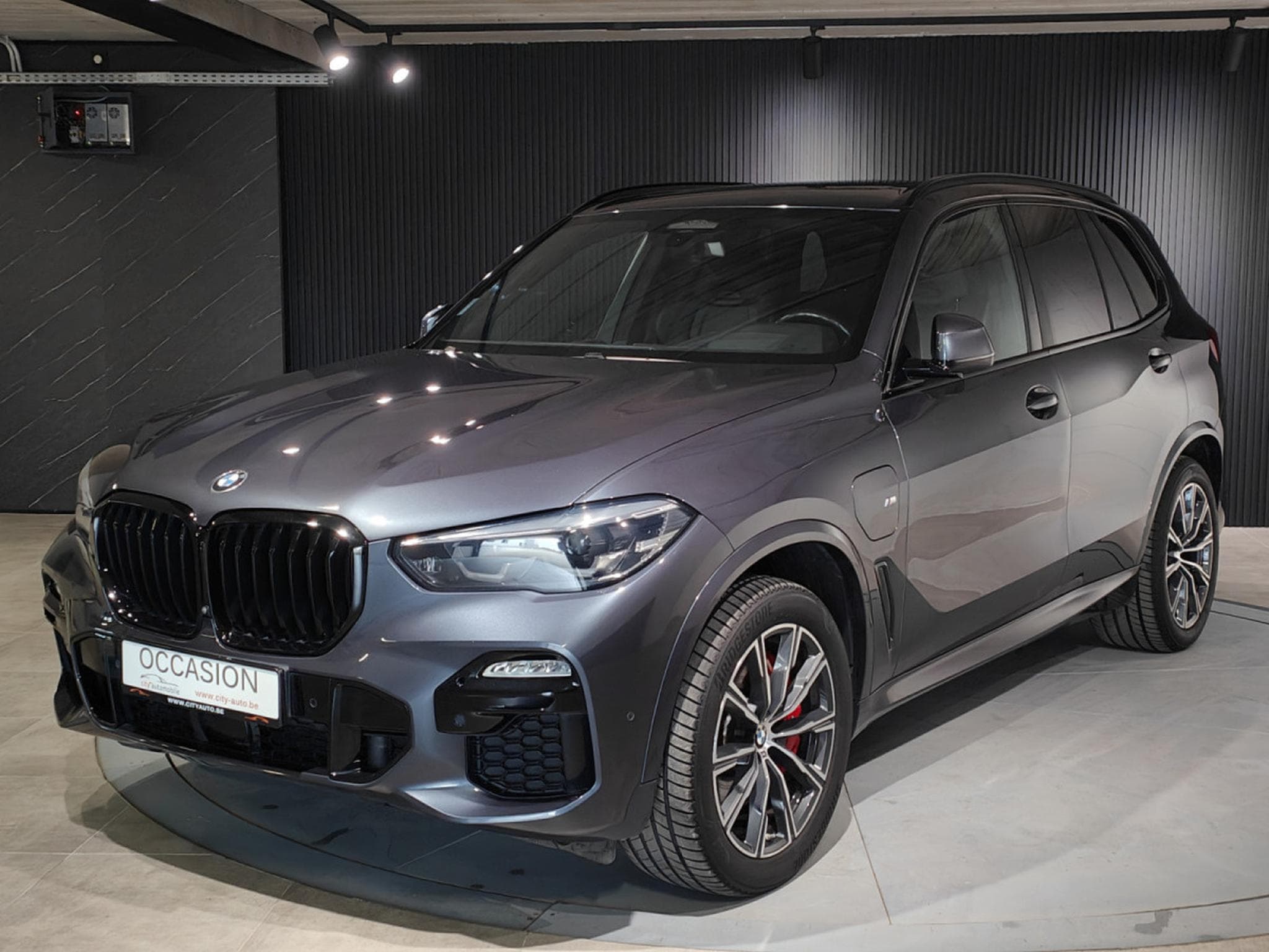 BMW X5 X5 XDRIVE45E PACK M TOIT OUVRANT CAMERA 360 SUSPENSIONS PNEU (2021) - Photo 6
