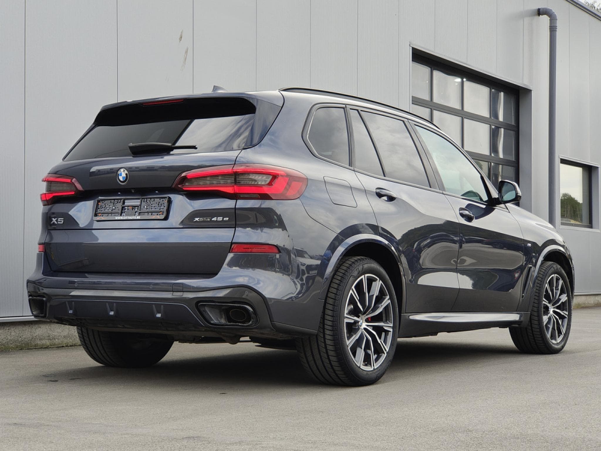 BMW X5 X5 XDRIVE45E PACK M TOIT OUVRANT CAMERA 360 SUSPENSIONS PNEU (2021) - Photo 26