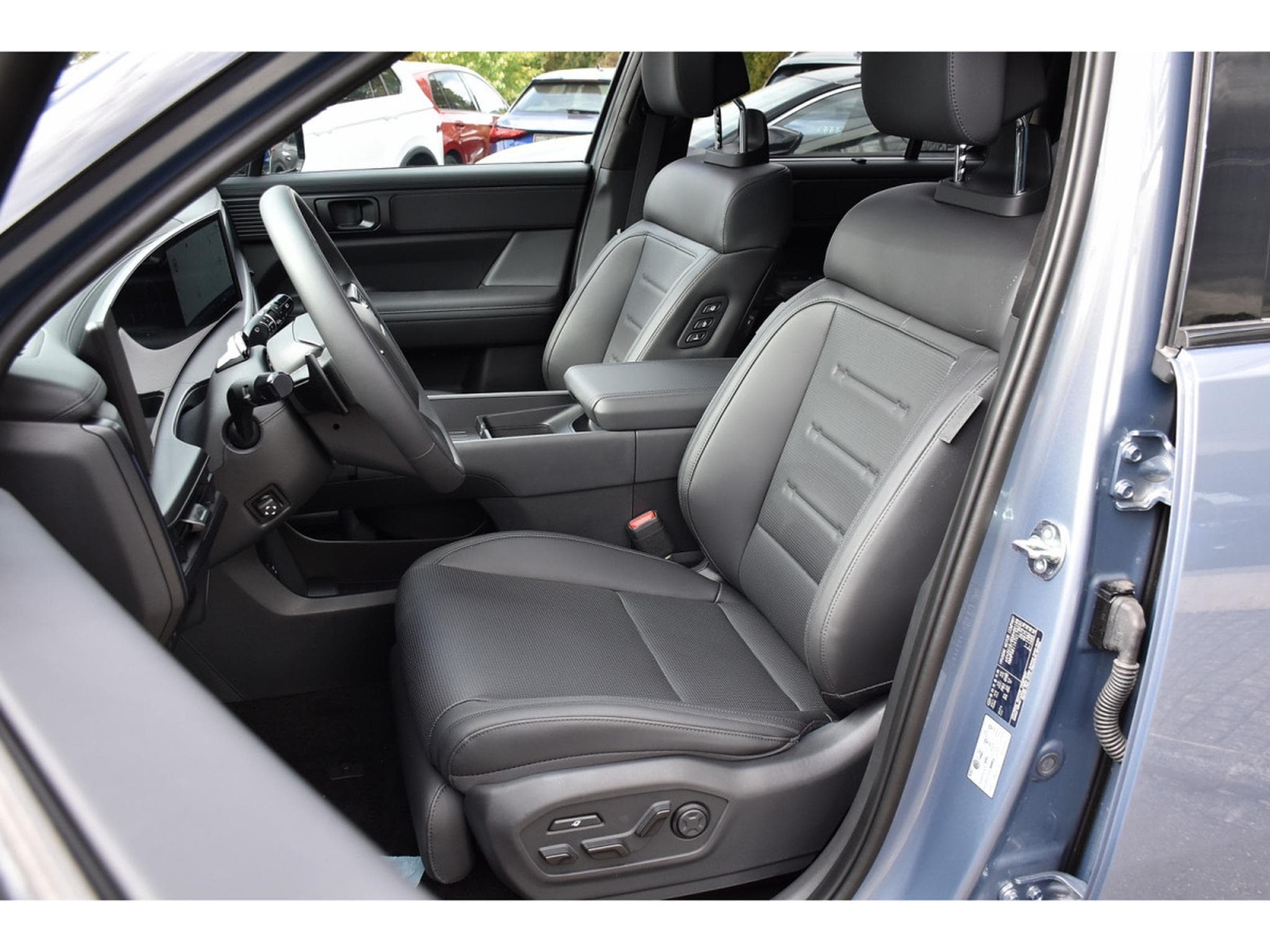 Hyundai Santa Fe 1.6 T-GDI HEV 4WD Calligraphy 7 PL. PANO MEMO BOSE HUD NEUF (2026) - Photo 6