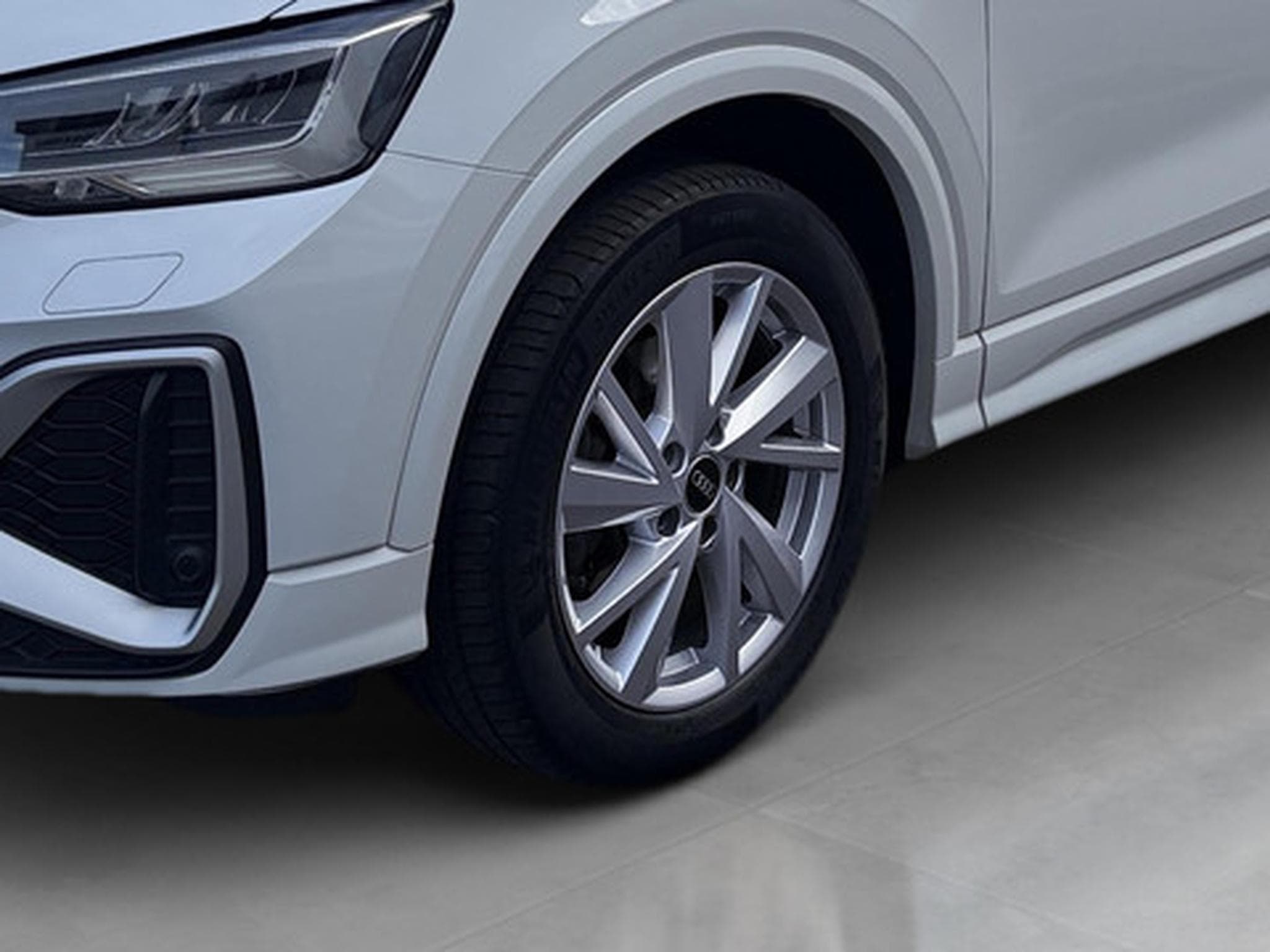 Audi Q2 1.5 35 TFSI S-LINE (2022) - Photo 20