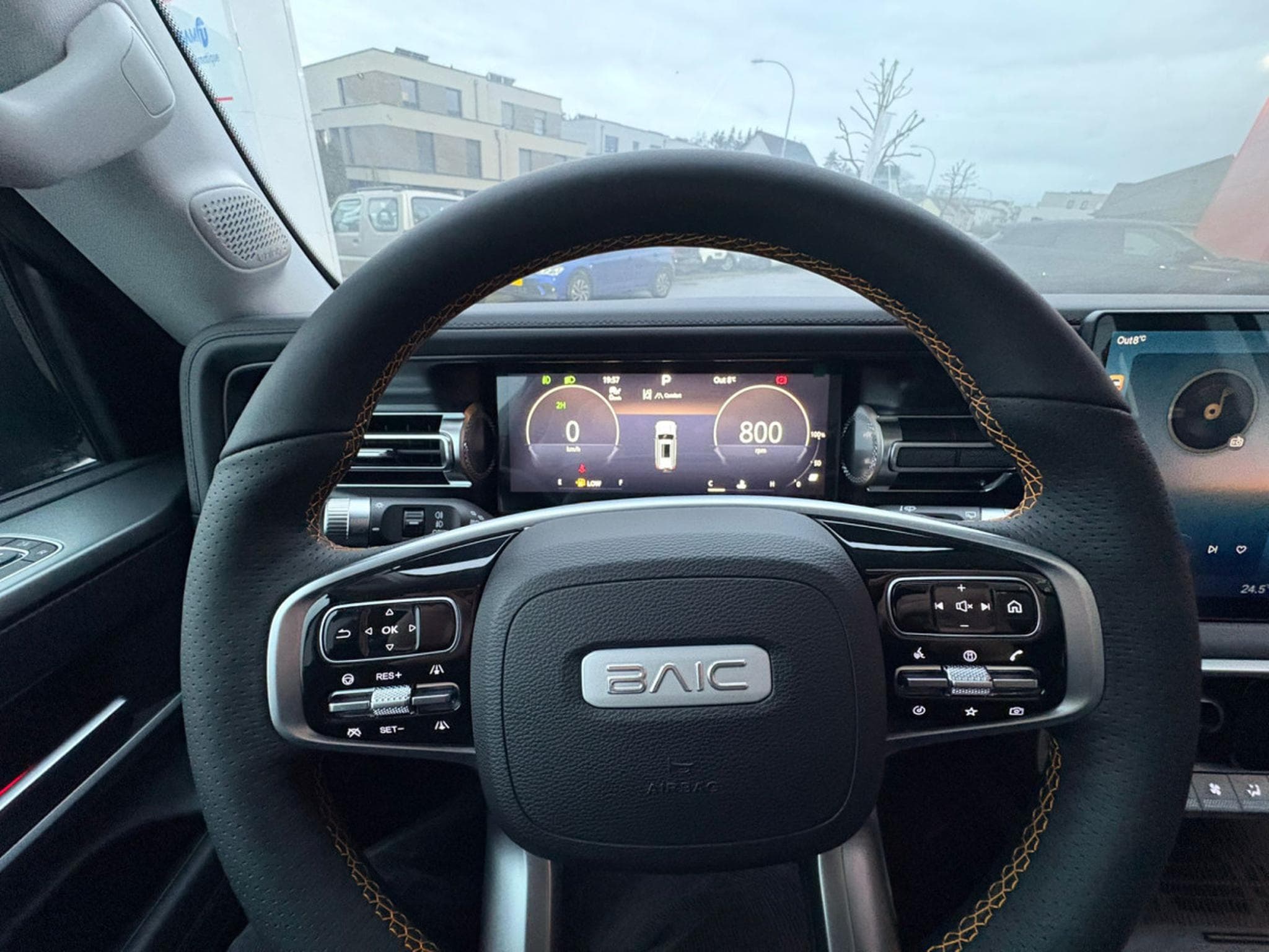 Baic BJ40 PRO (2026) - Photo 17