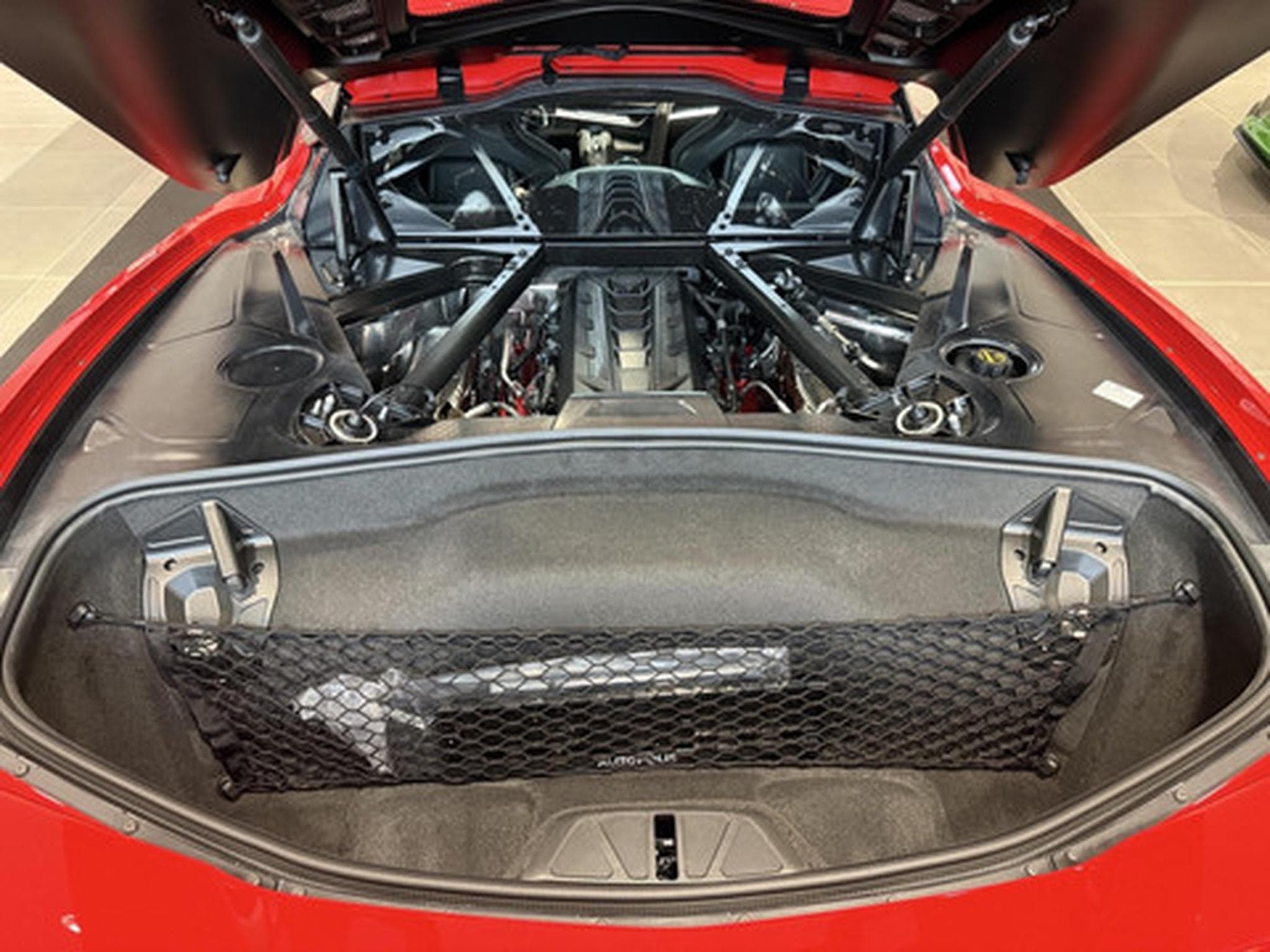 Chevrolet Corvette C8 STINGRAY COUPE 2LT V8 6.2 (2026) - Photo 10