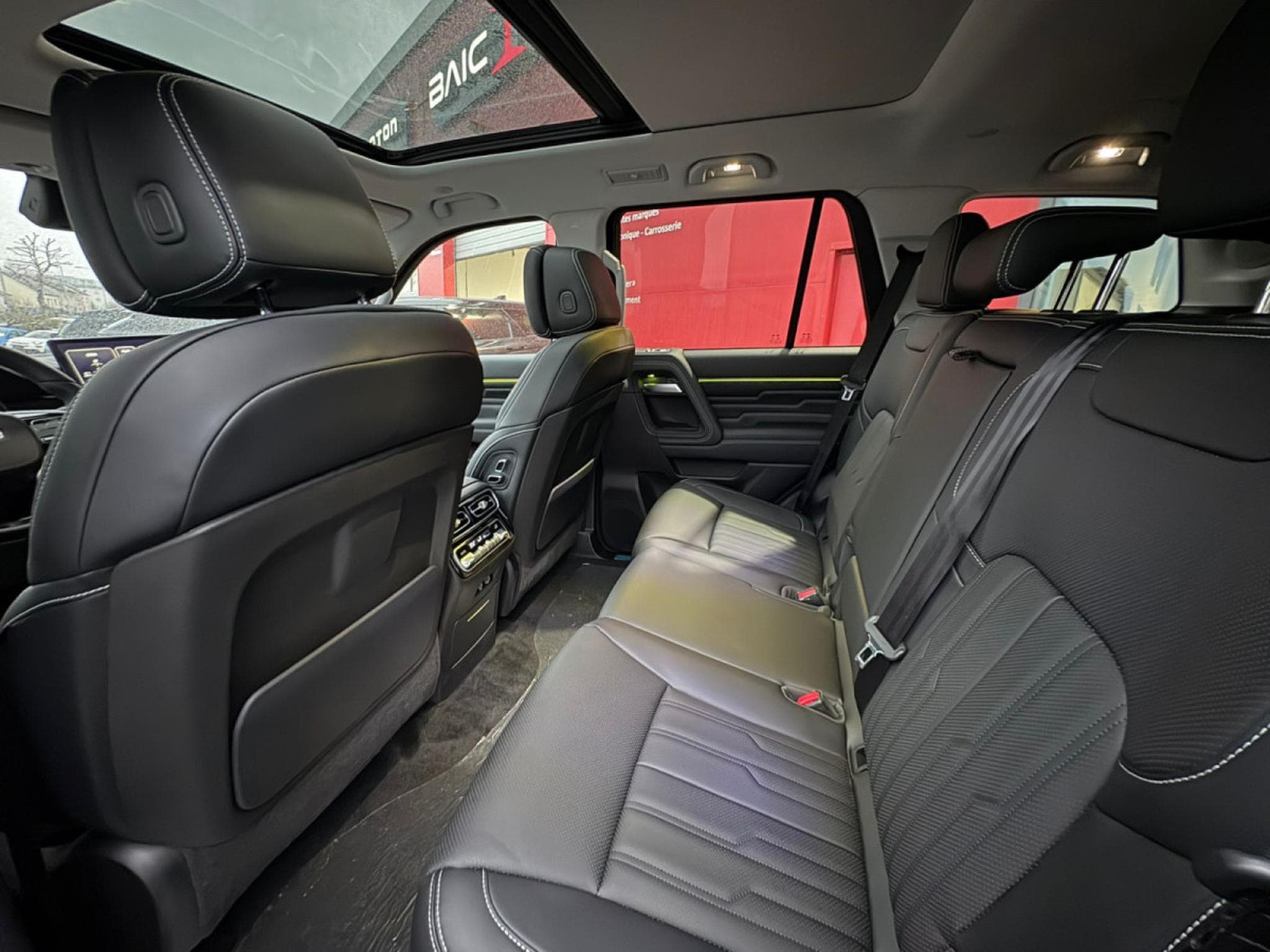 Baic BJ60 4X4 (2026) - Photo 15