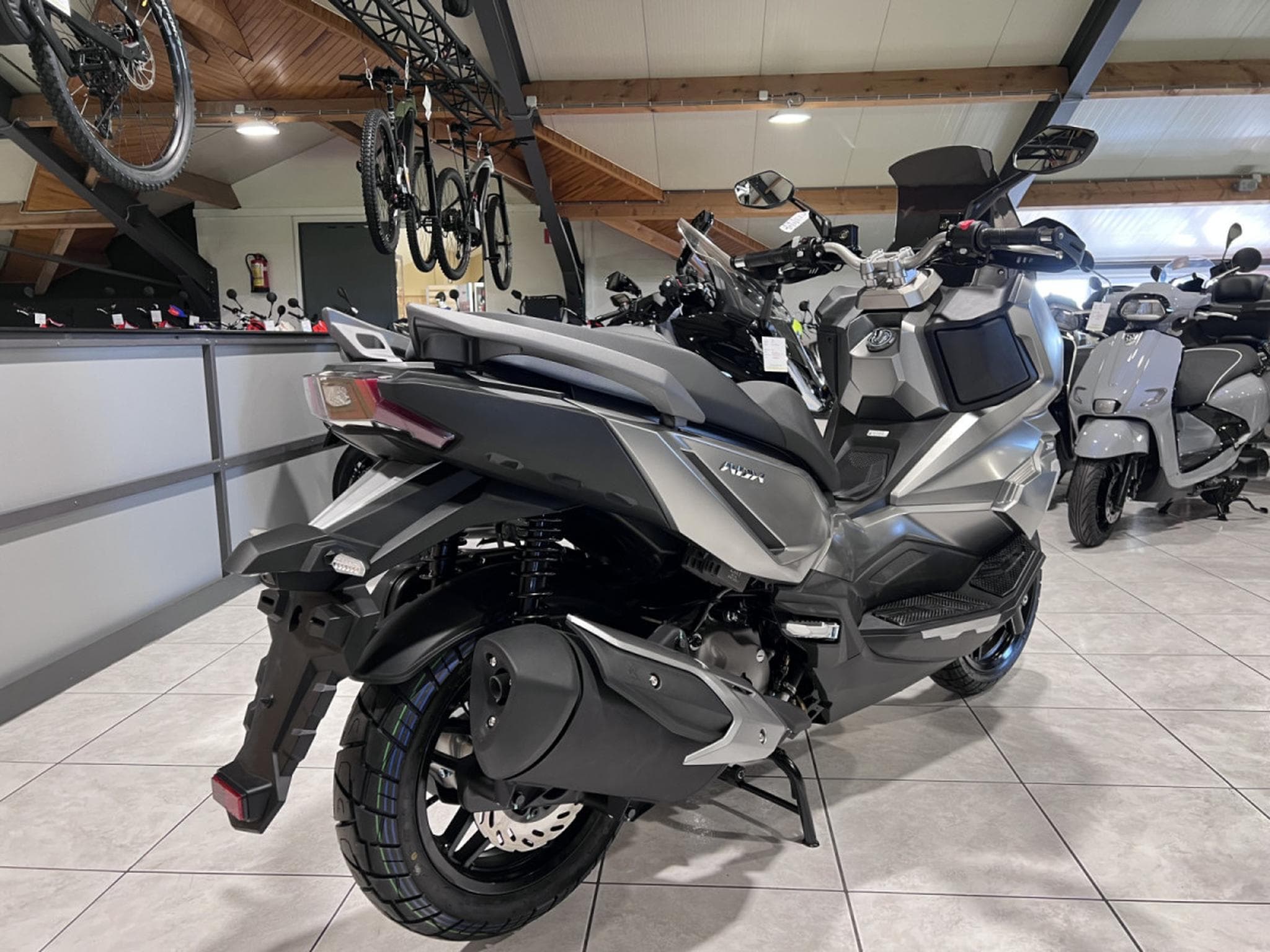 SYM ADX 300 (2026) - Foto 3