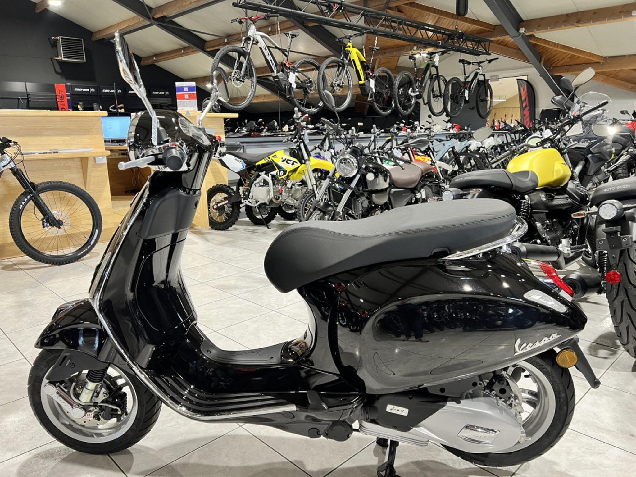 Vespa Primavera E5 + (2026) - Foto 4