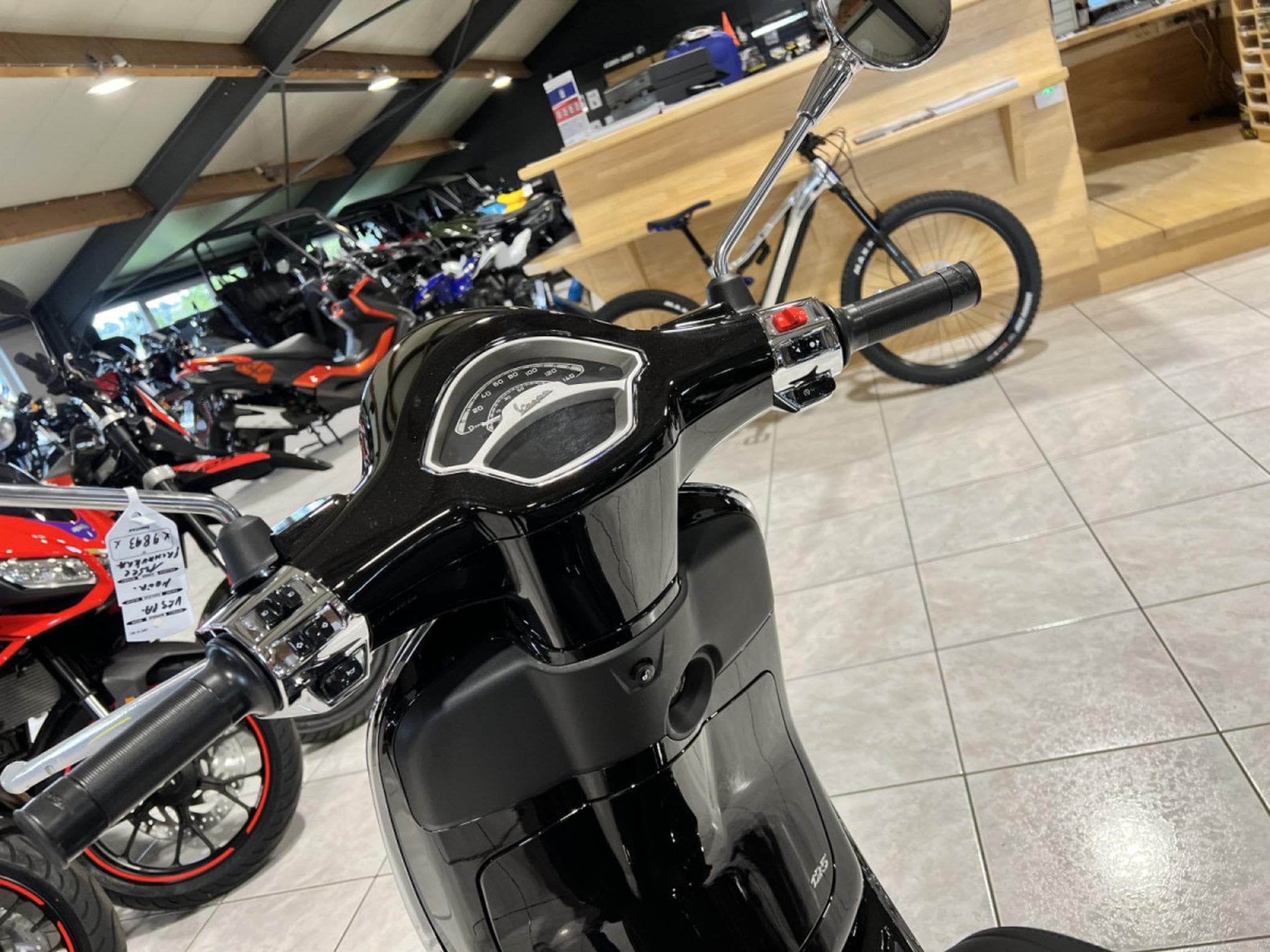 Vespa Primavera E5 + (2026) - Foto 6
