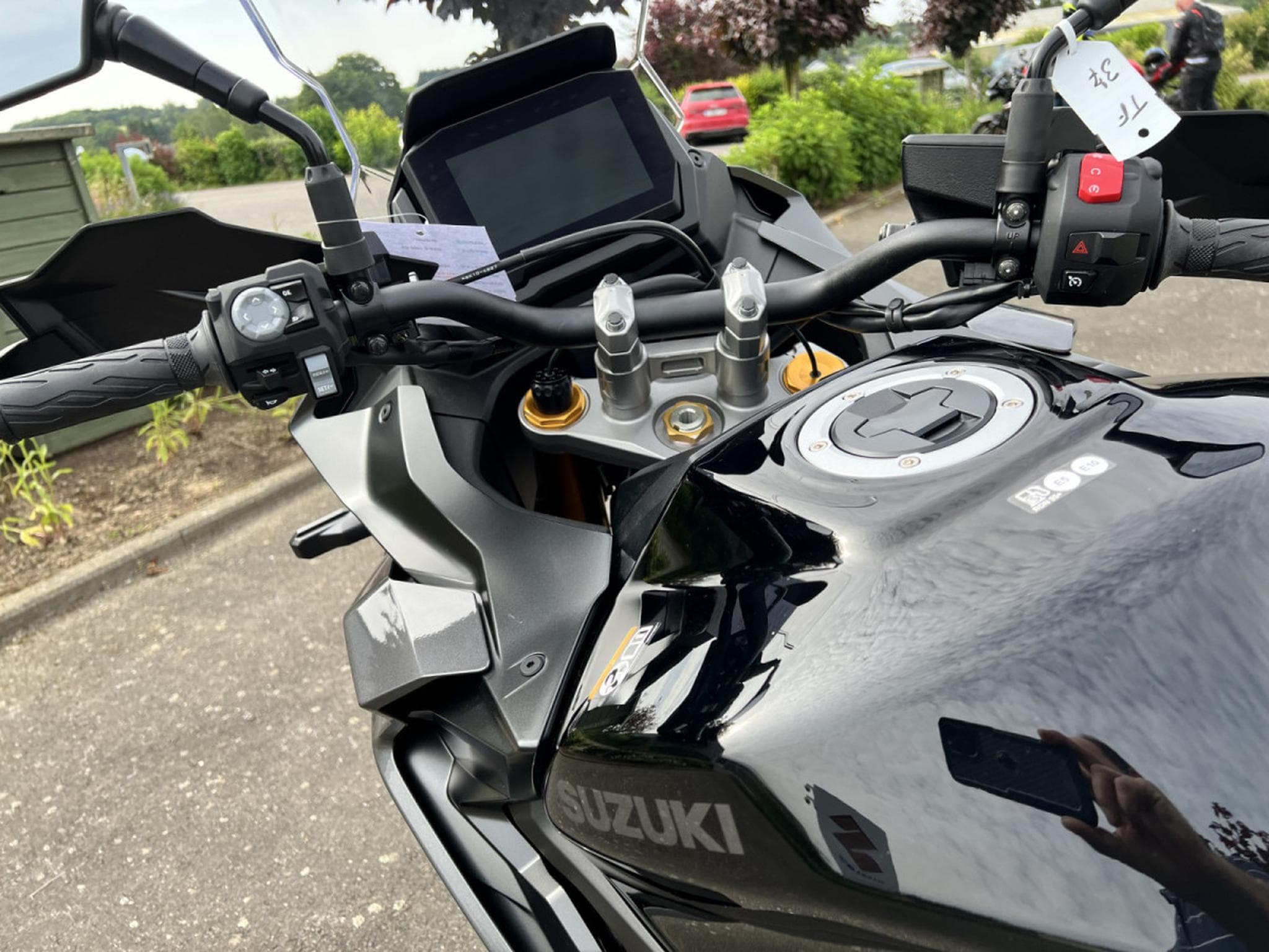 Suzuki GSX-S 1000 GX (2026) - Foto 6