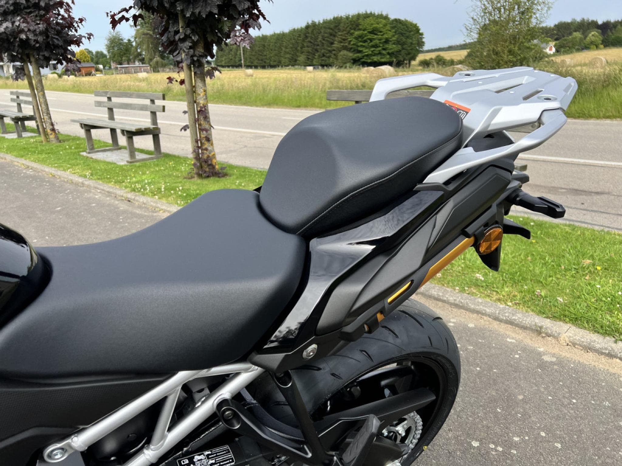 Suzuki GSX-S 1000 GX (2026) - Foto 5