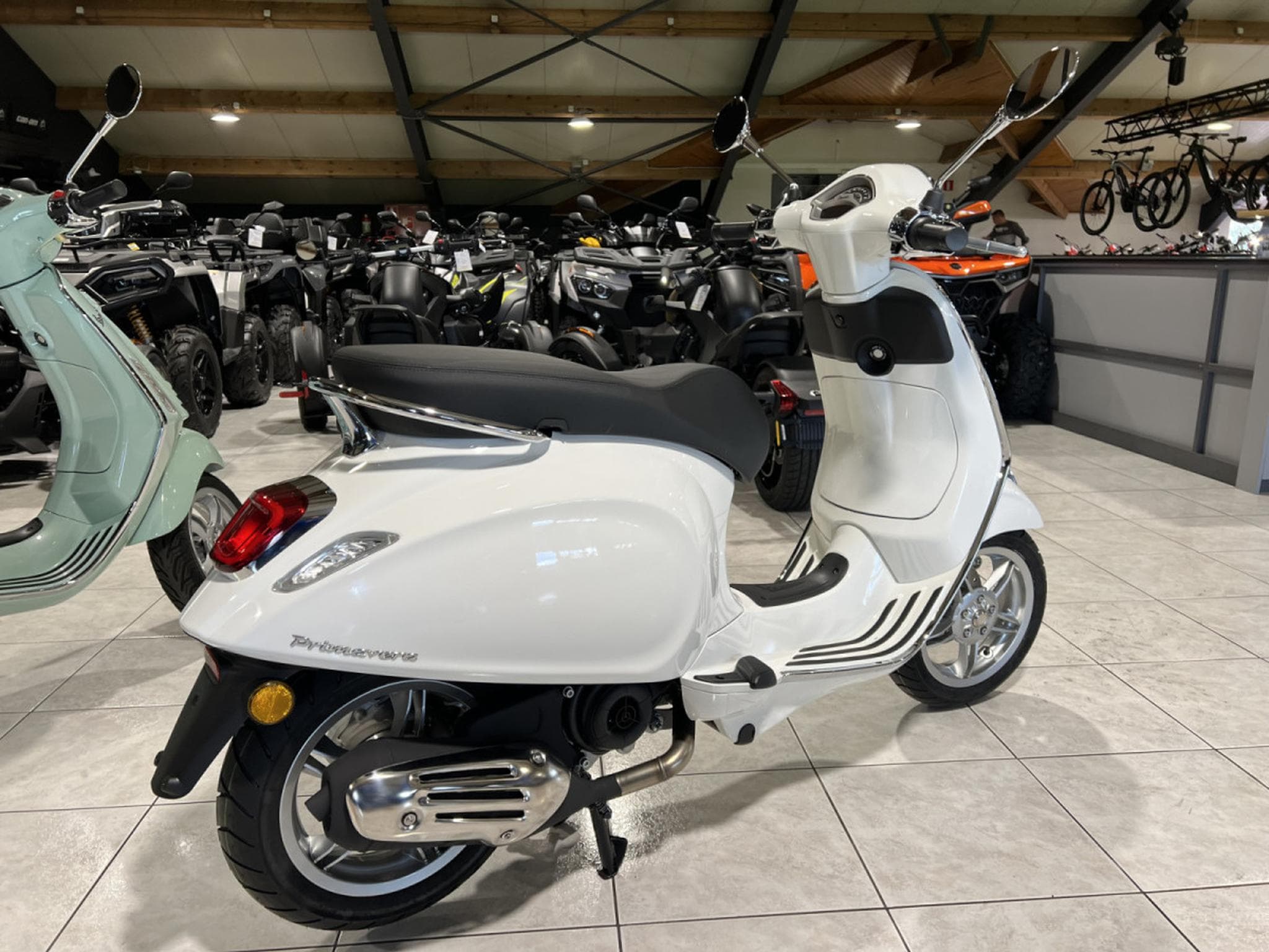 Vespa Primavera (2026) - Foto 3