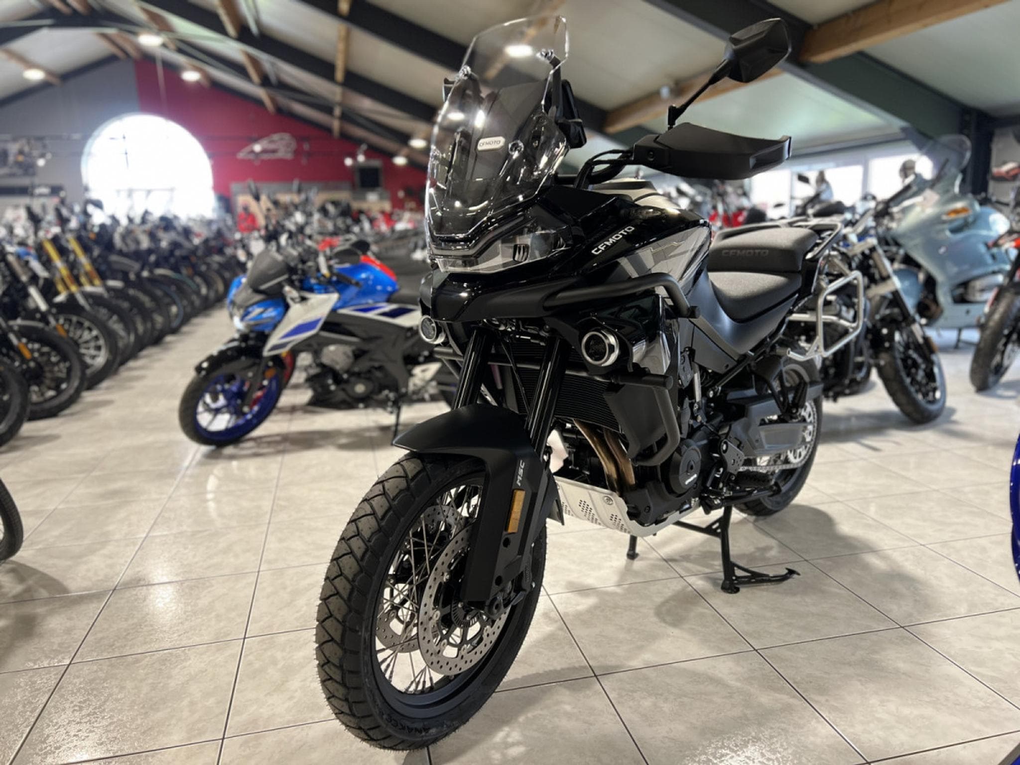 CF Moto MT EXPLORER (2026) - Foto 2
