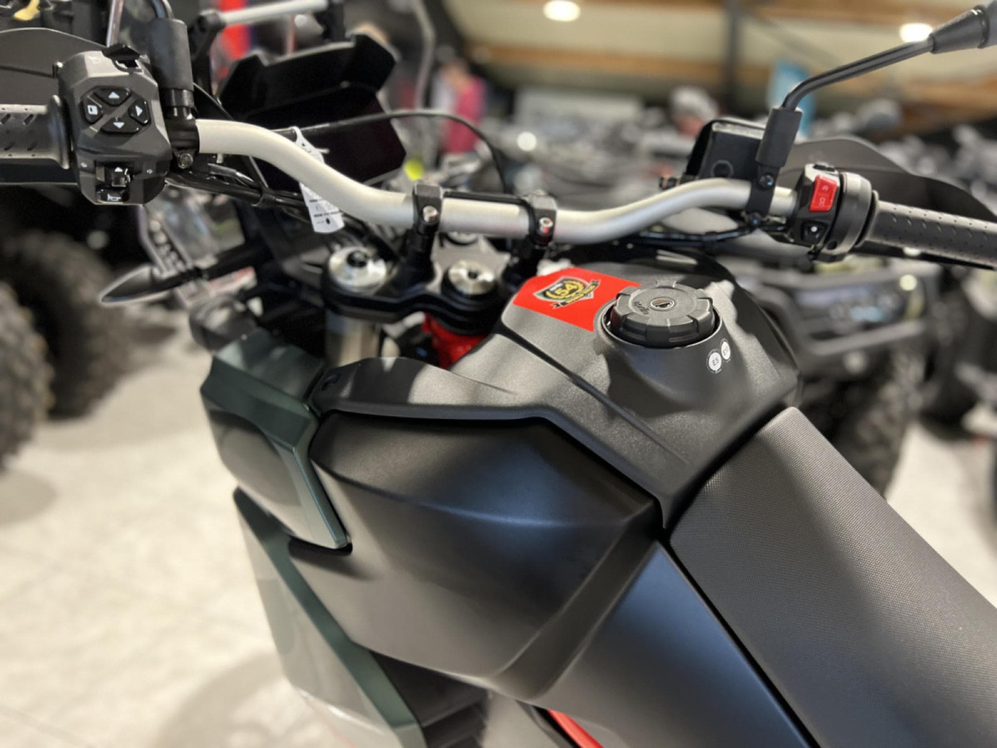 Aprilia Tuareg 660 Tornado Green disponible aussi en 35 KW (2026) - Foto 6