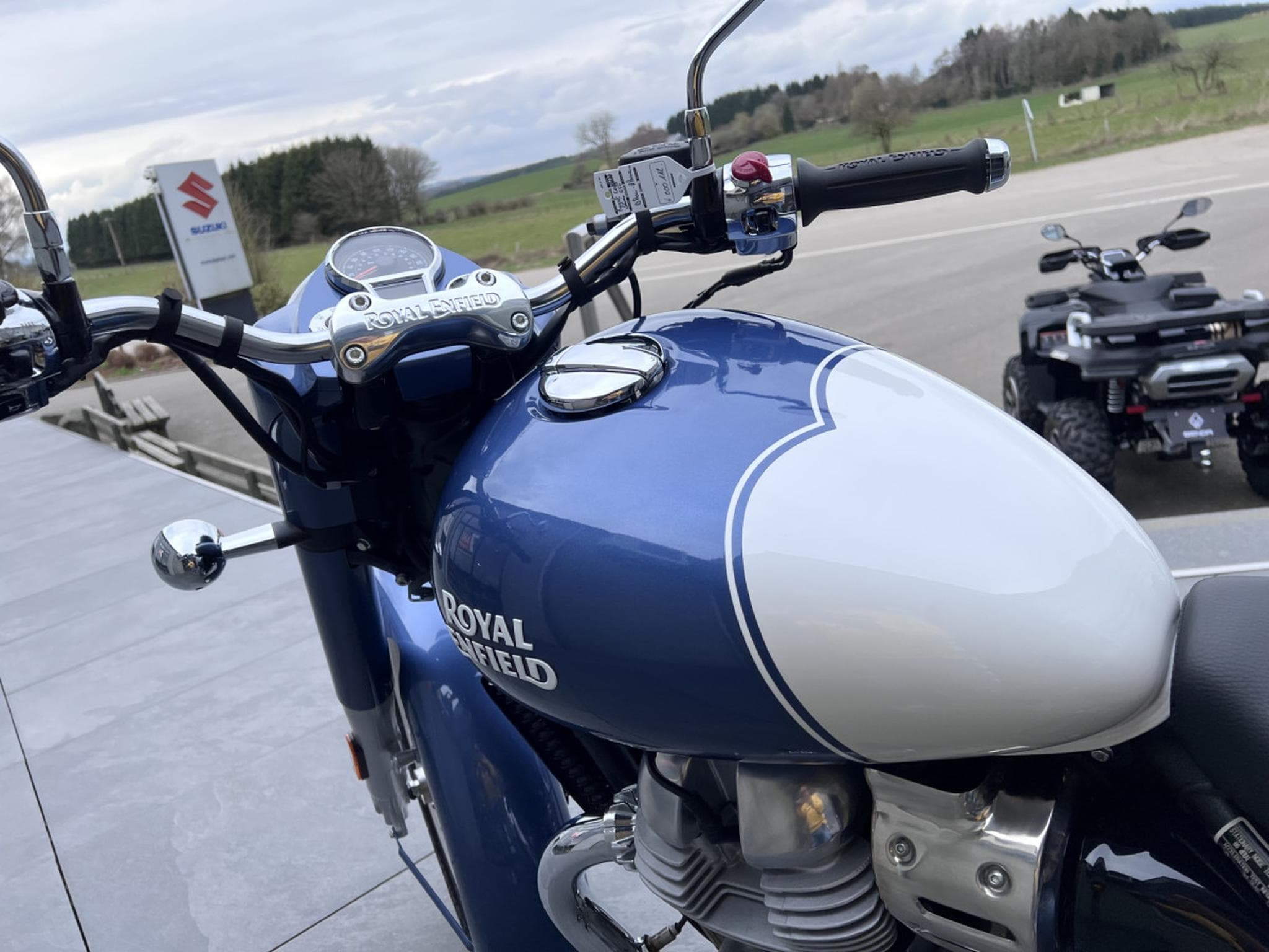 Royal Enfield Classic 650 Bruntingthorpe blue (2026) - Foto 6