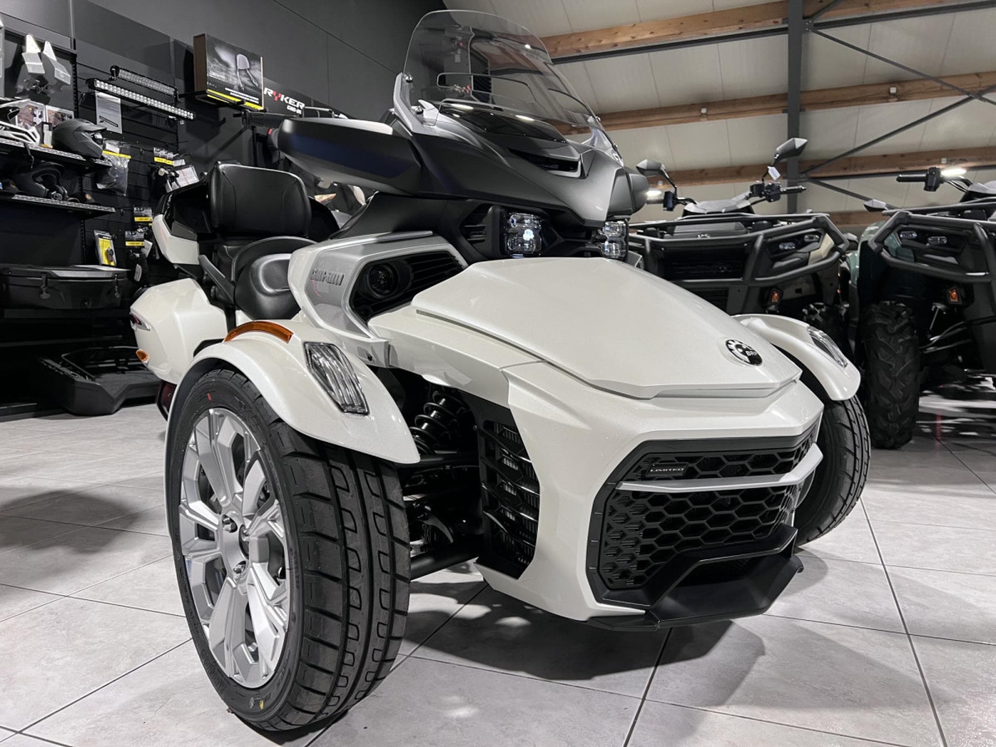 BRP Can-Am Spyder LTD 1330 (2026) - Foto 1