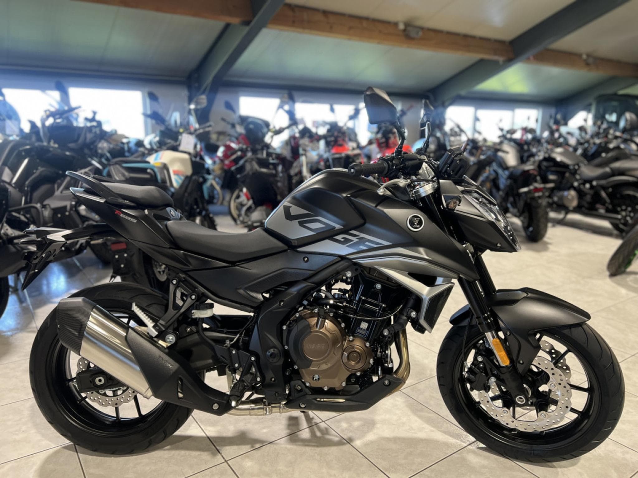 Voge R625 GRIS (2026) - Foto 1