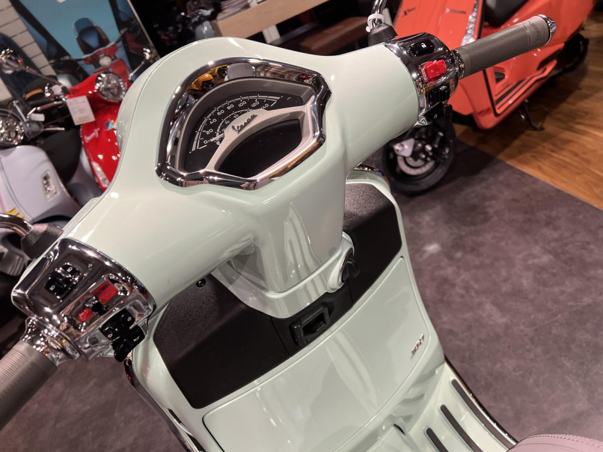 Vespa GTS 310 Classica (2026) - Foto 6
