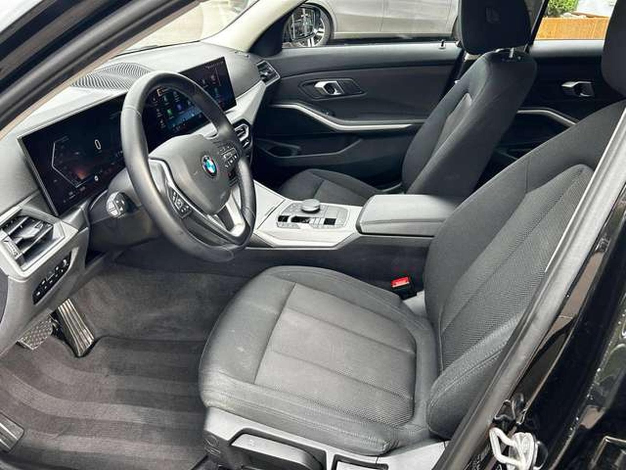 BMW 318 TOURING DIESEL 150 CV (2022) - Photo 15