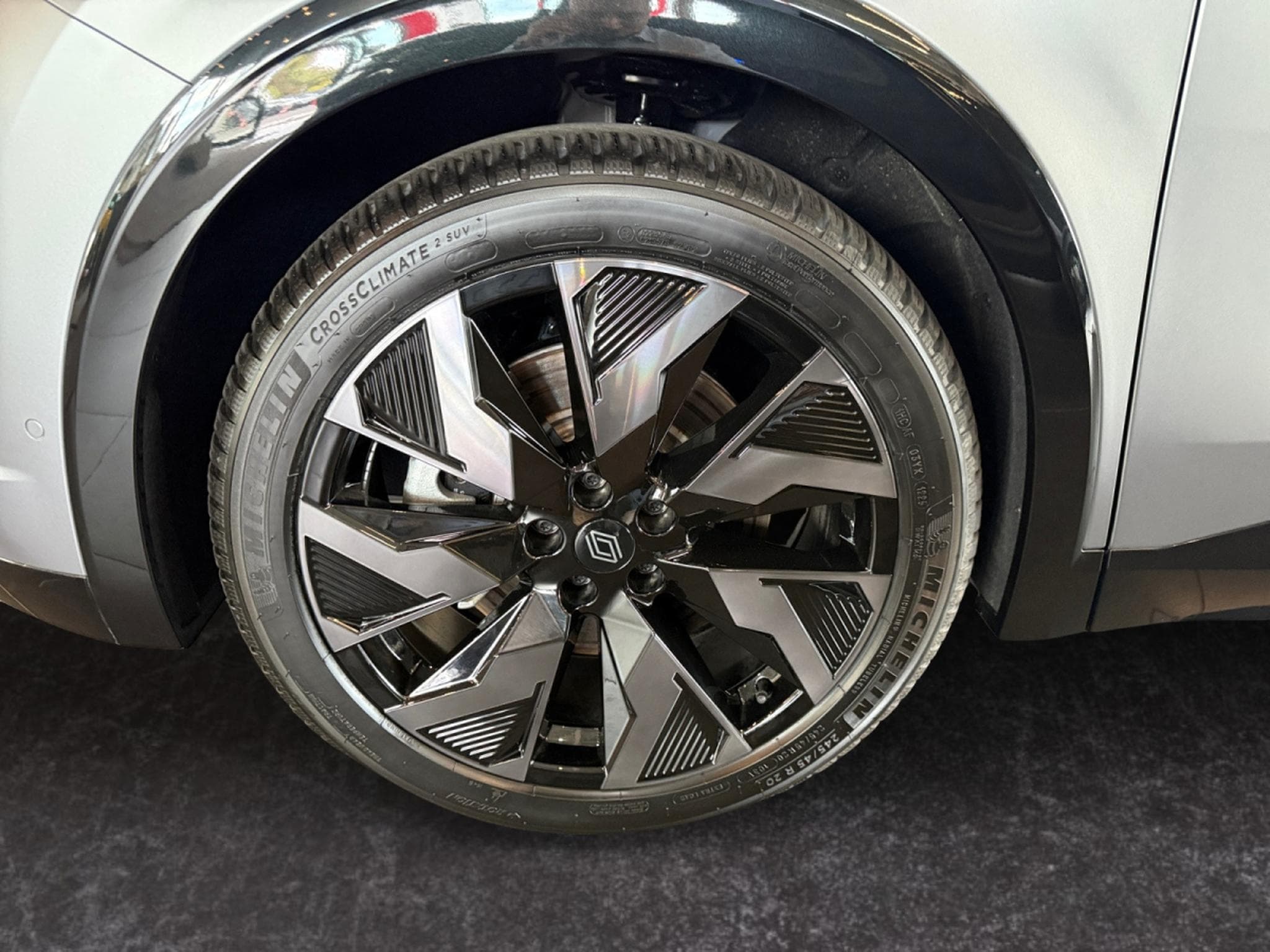 Renault Rafale 1.2 E-Tech Esprit Alpine E-Tech 4x4 plug-in hybrid 300 hp (2026) - Foto 6