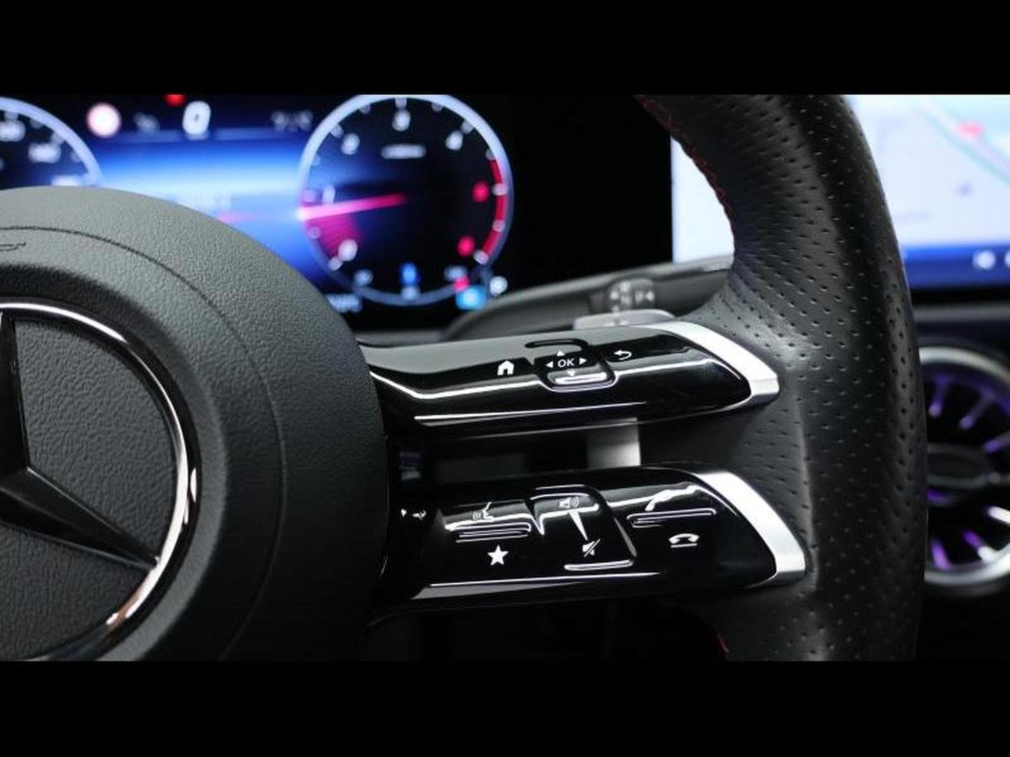 Mercedes CLA 200 d shooting brake AMG Line 8G DCT (2023) - Foto 25